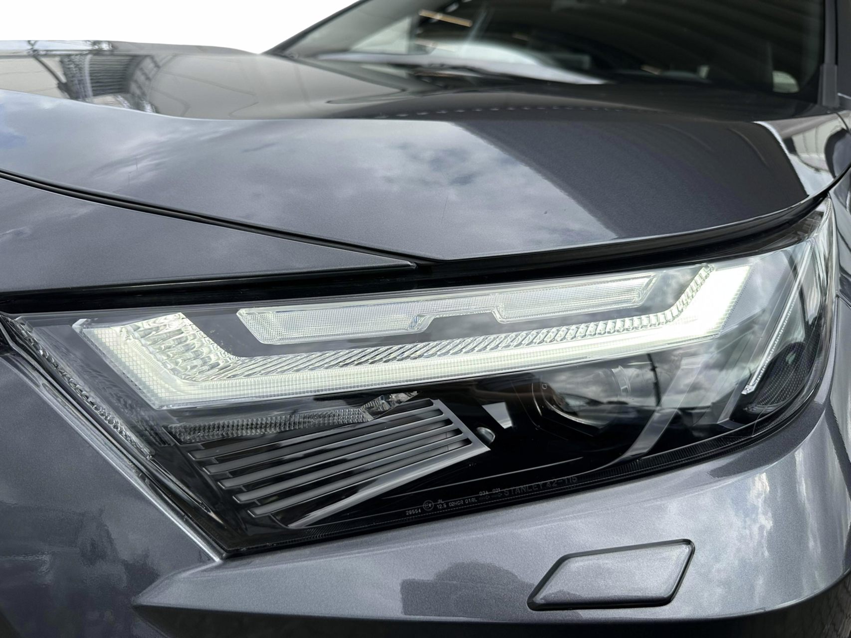 Billede af Toyota RAV4 Plug-in 2,5 Plugin-hybrid Active Comfort AWD 306HK 5d 6g Aut.