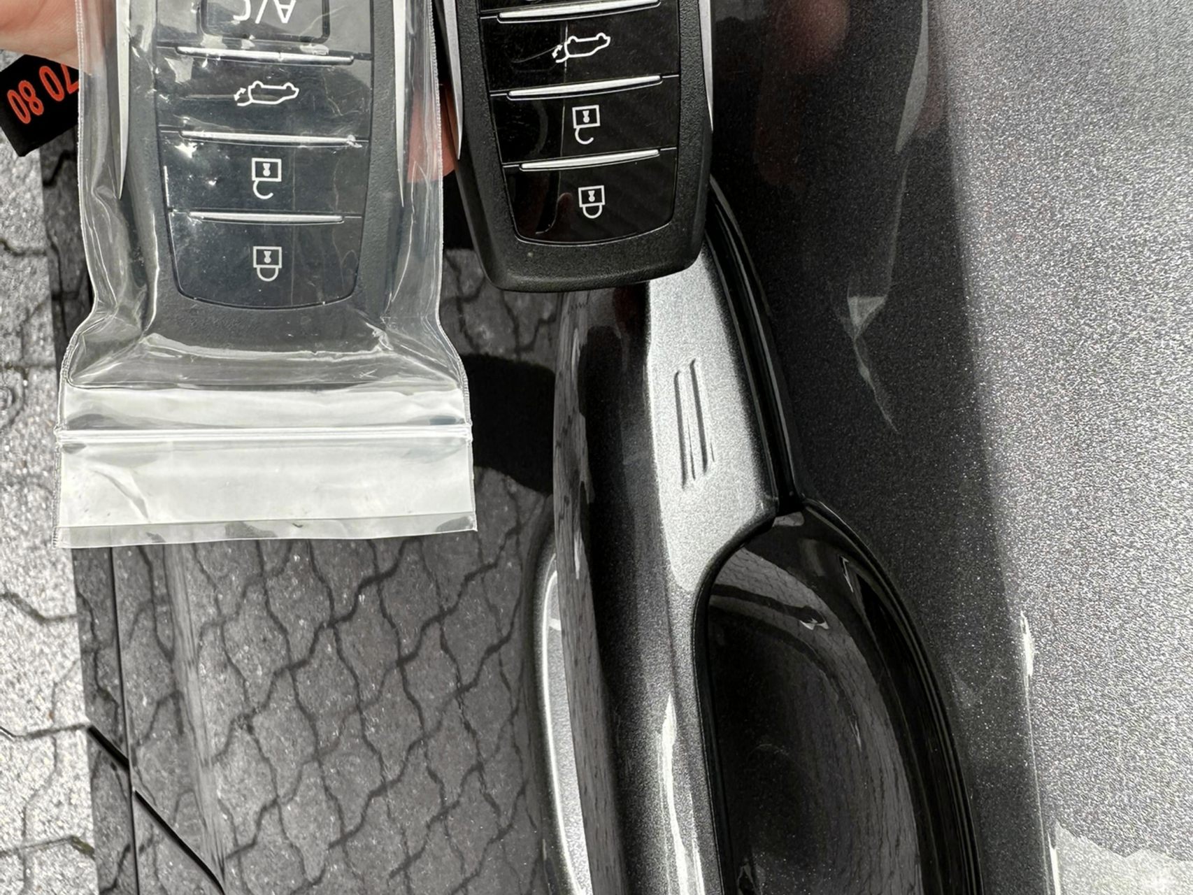 Billede af Toyota RAV4 Plug-in 2,5 Plugin-hybrid Active Comfort AWD 306HK 5d 6g Aut.