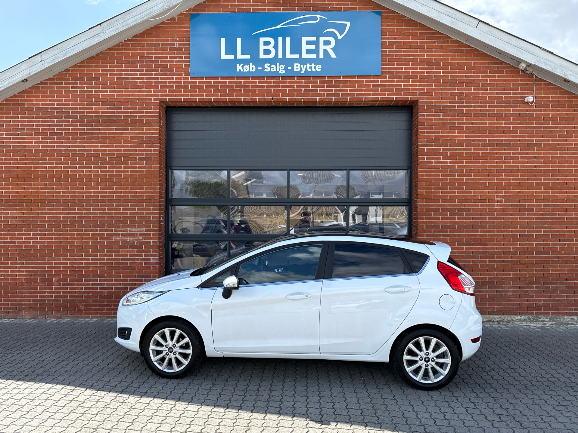 Billede af Ford Fiesta 1,0 EcoBoost Titanium Fun Start/Stop 125HK 5d