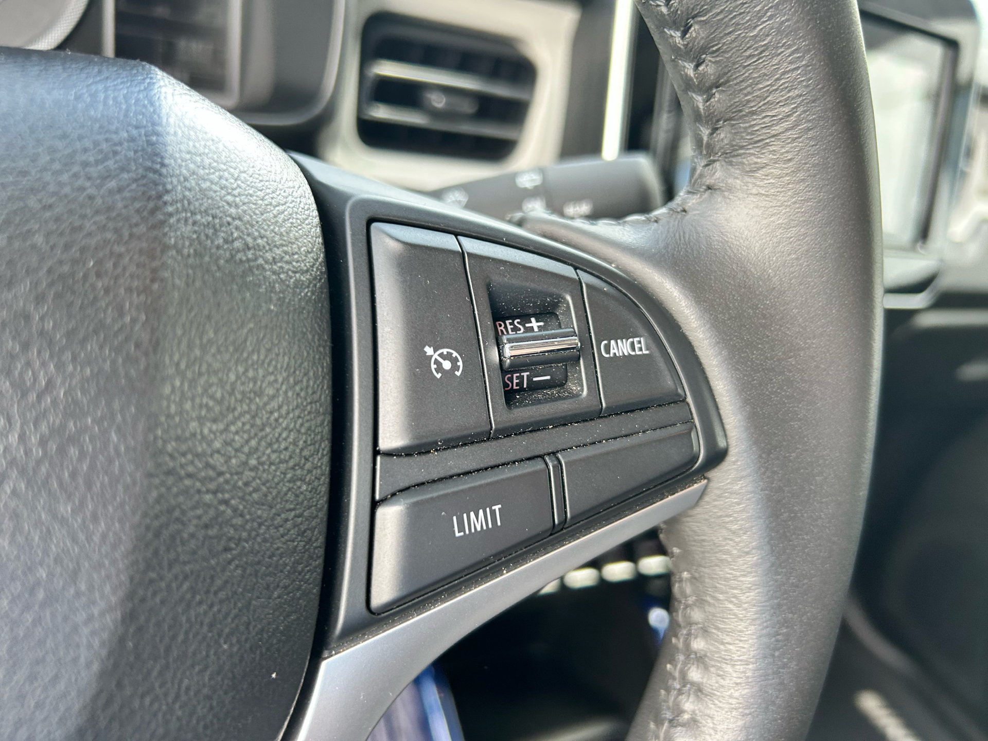 Billede af Suzuki Ignis 1,2 Dualjet  Mild hybrid Adventure Hybrid 83HK 5d