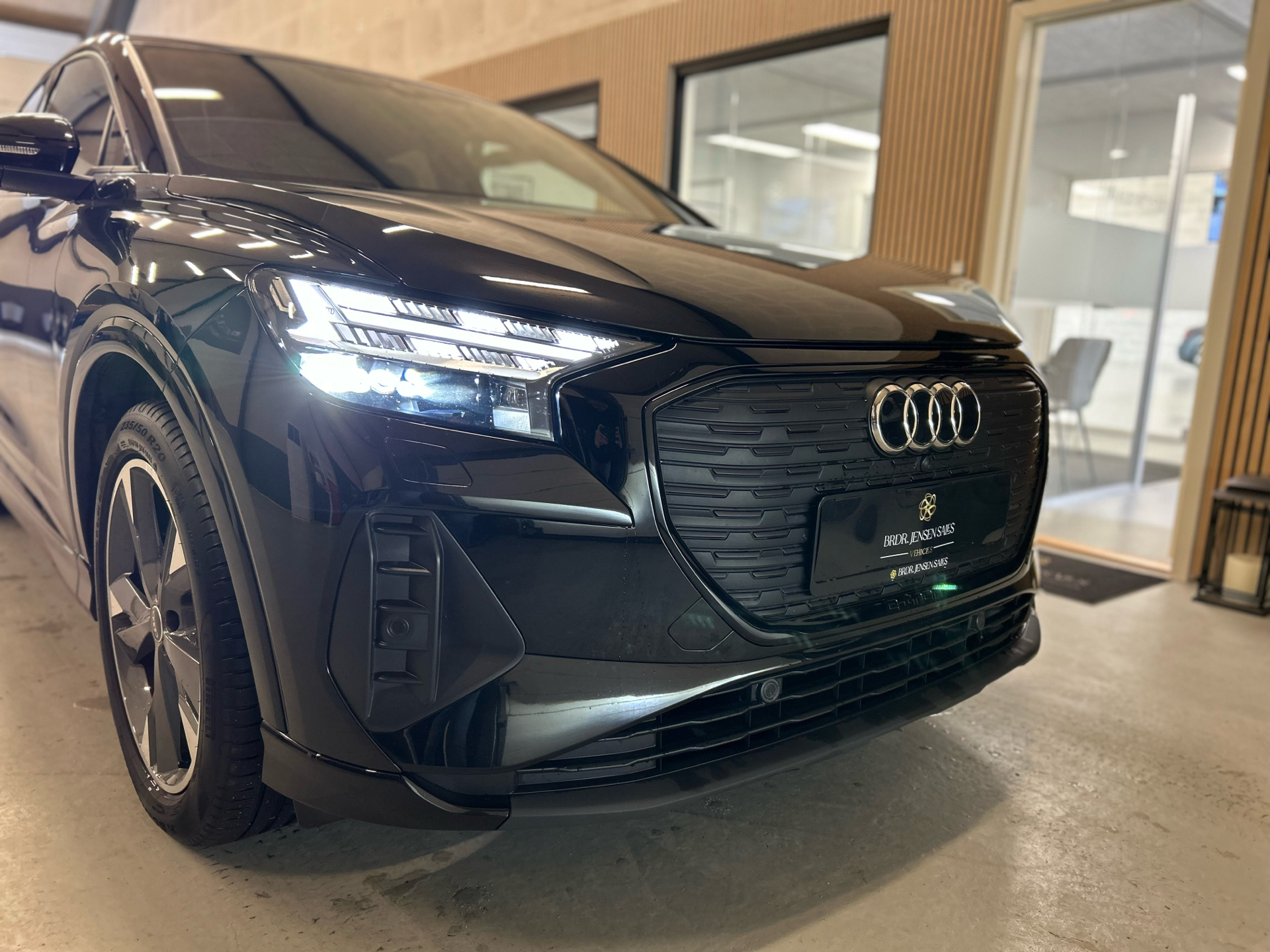 Billede af Audi Q4 Sportback 40 E-tron 204HK 5d Aut.