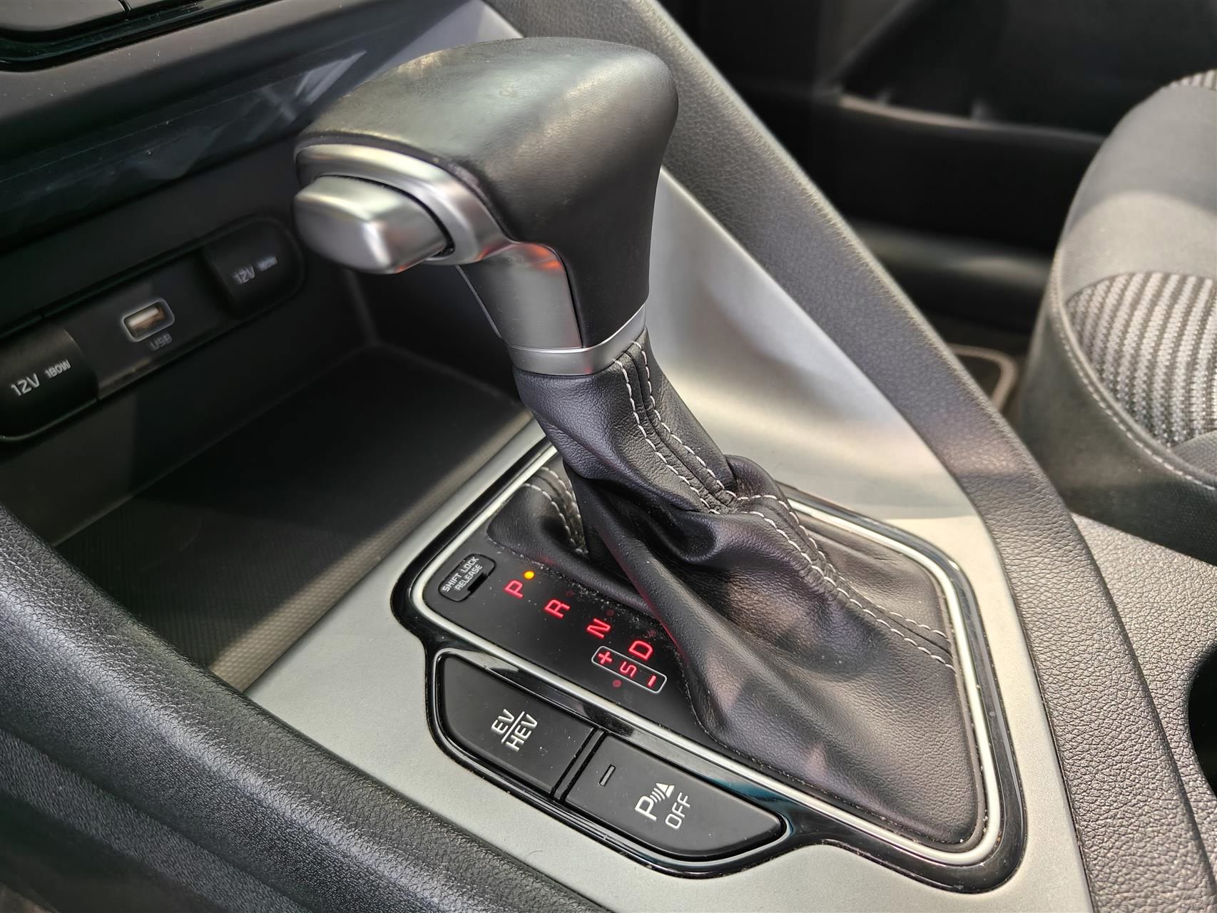 Billede af Kia Niro 1,6 GDI PHEV  Plugin-hybrid Comfort DCT 141HK 5d 6g Aut.