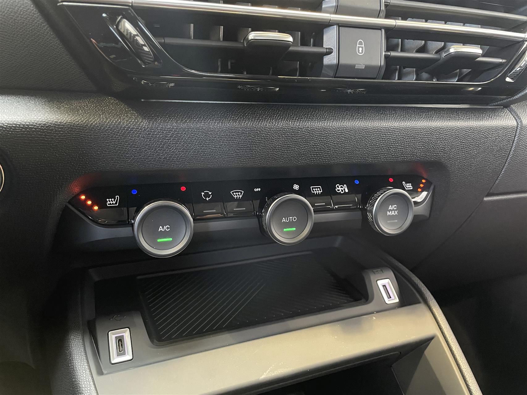 Billede af Citroën e-C4 X EL Concorde 136HK 5d Aut.