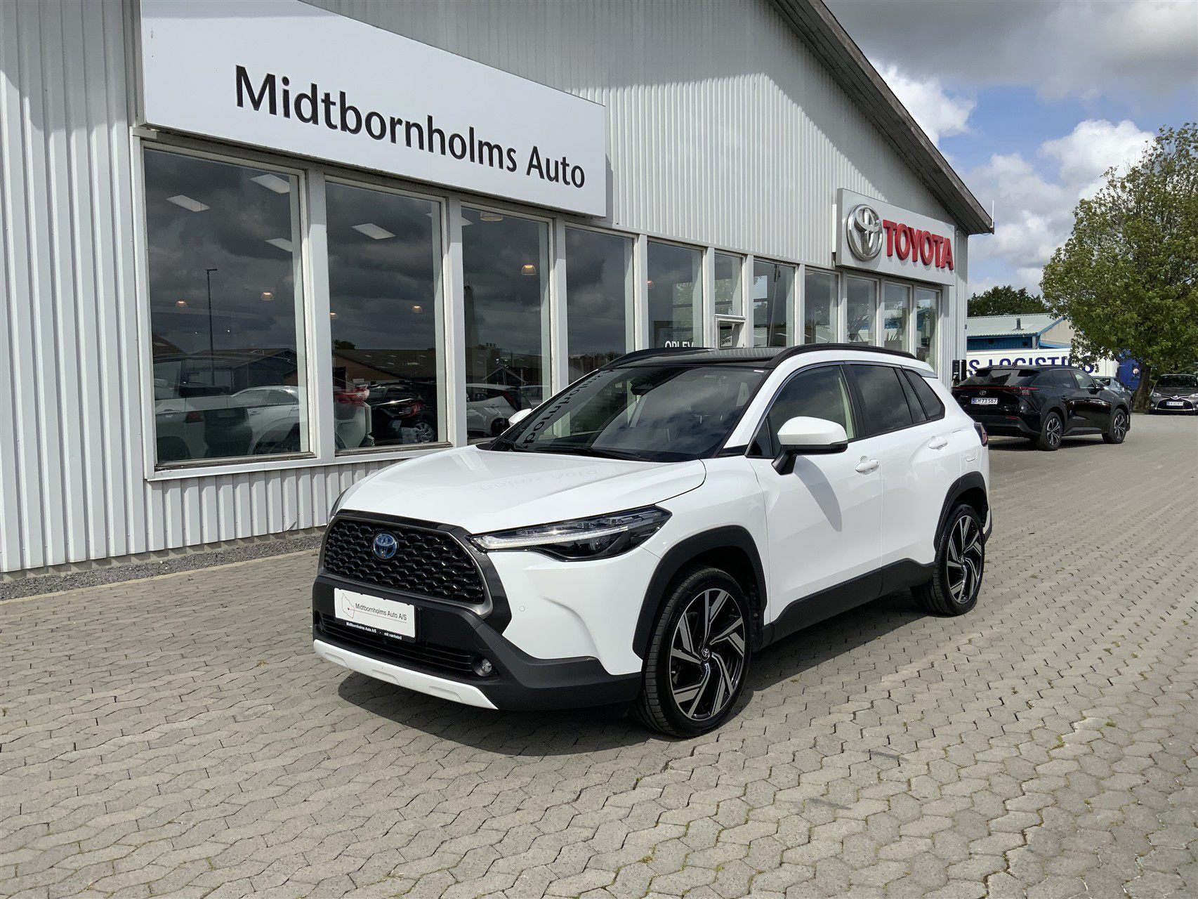 Billede af Toyota Corolla Cross 2,0 Hybrid Elegant Luxury E-CVT 197HK 5d Aut.