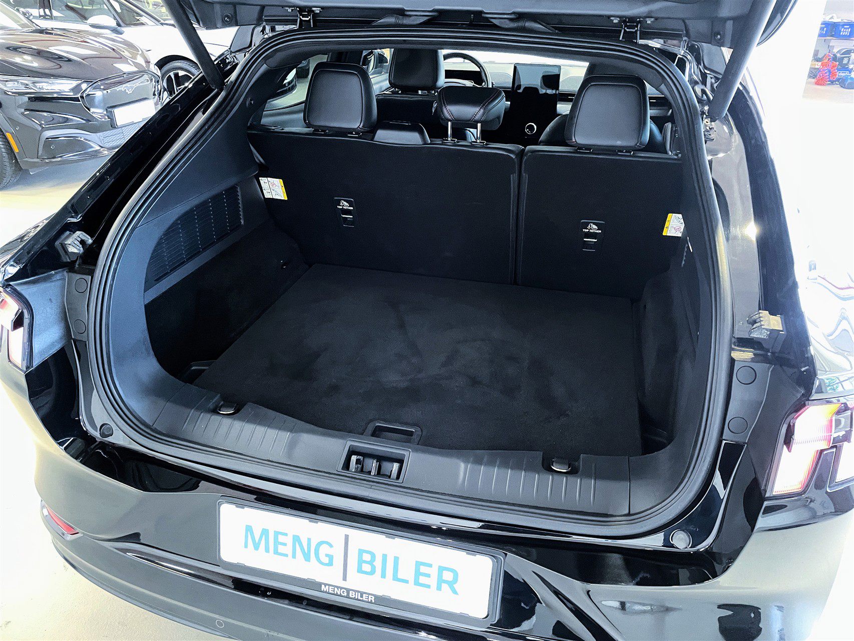 Billede af Ford Mustang Mach-E EL UR AWD 351HK 5d Aut.