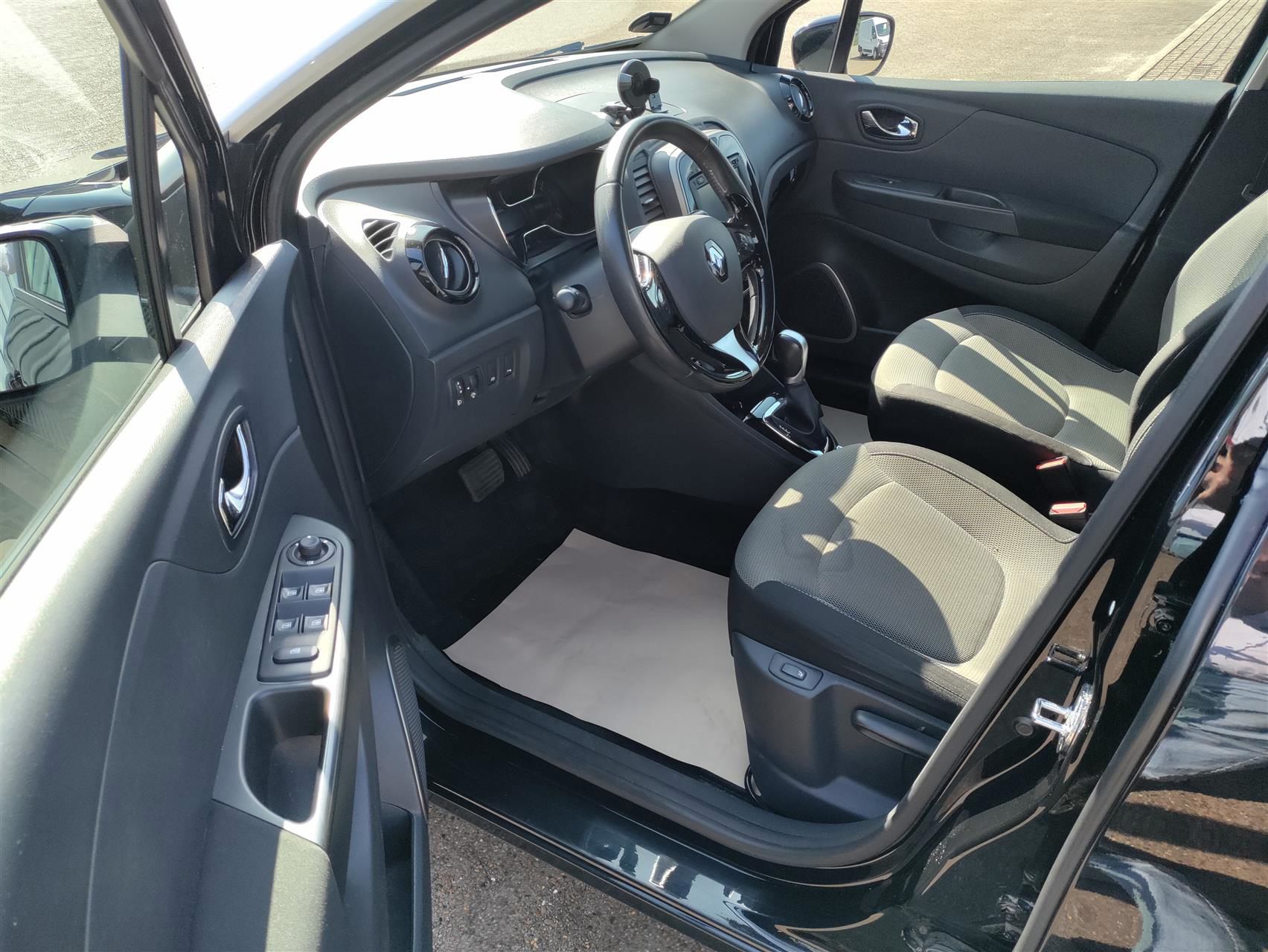 Billede af Renault Captur 1,5 DCI Dynamique EDC 90HK 5d 6g Aut.