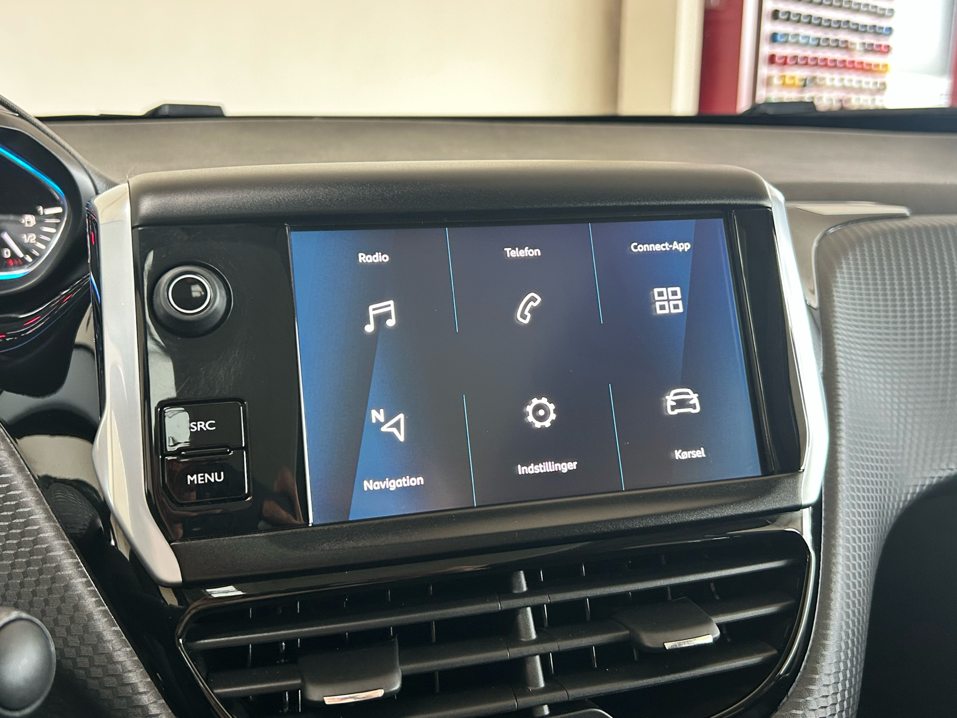 Billede af Peugeot 2008 1,2 PureTech Exclusive Plus 130HK 5d 6g