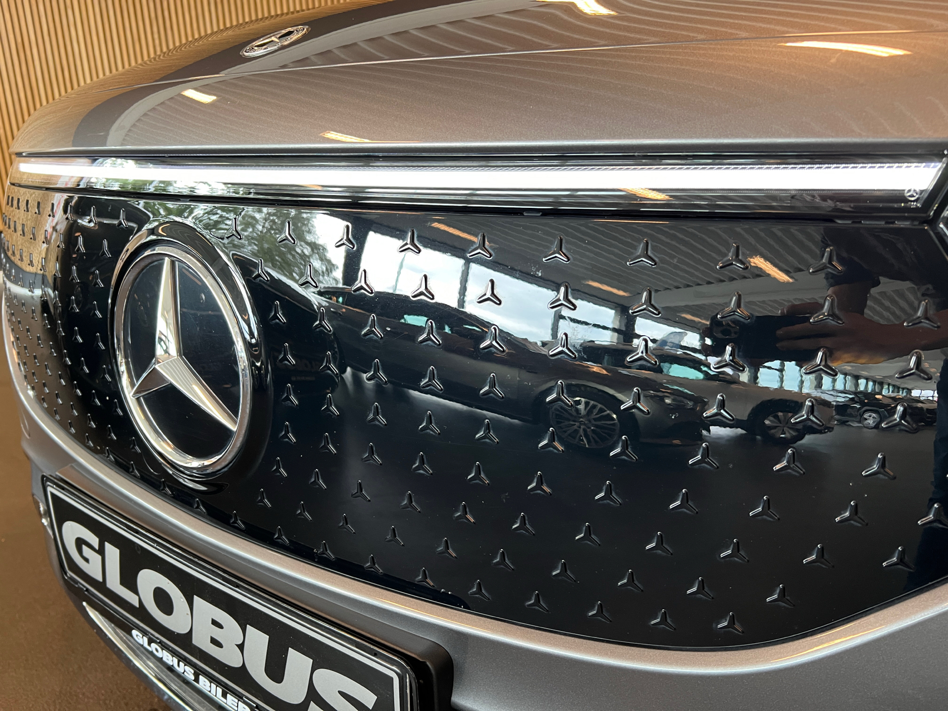 Billede af Mercedes-Benz EQB 250+ EL Progressive 7 pers. 190HK 5d Aut.