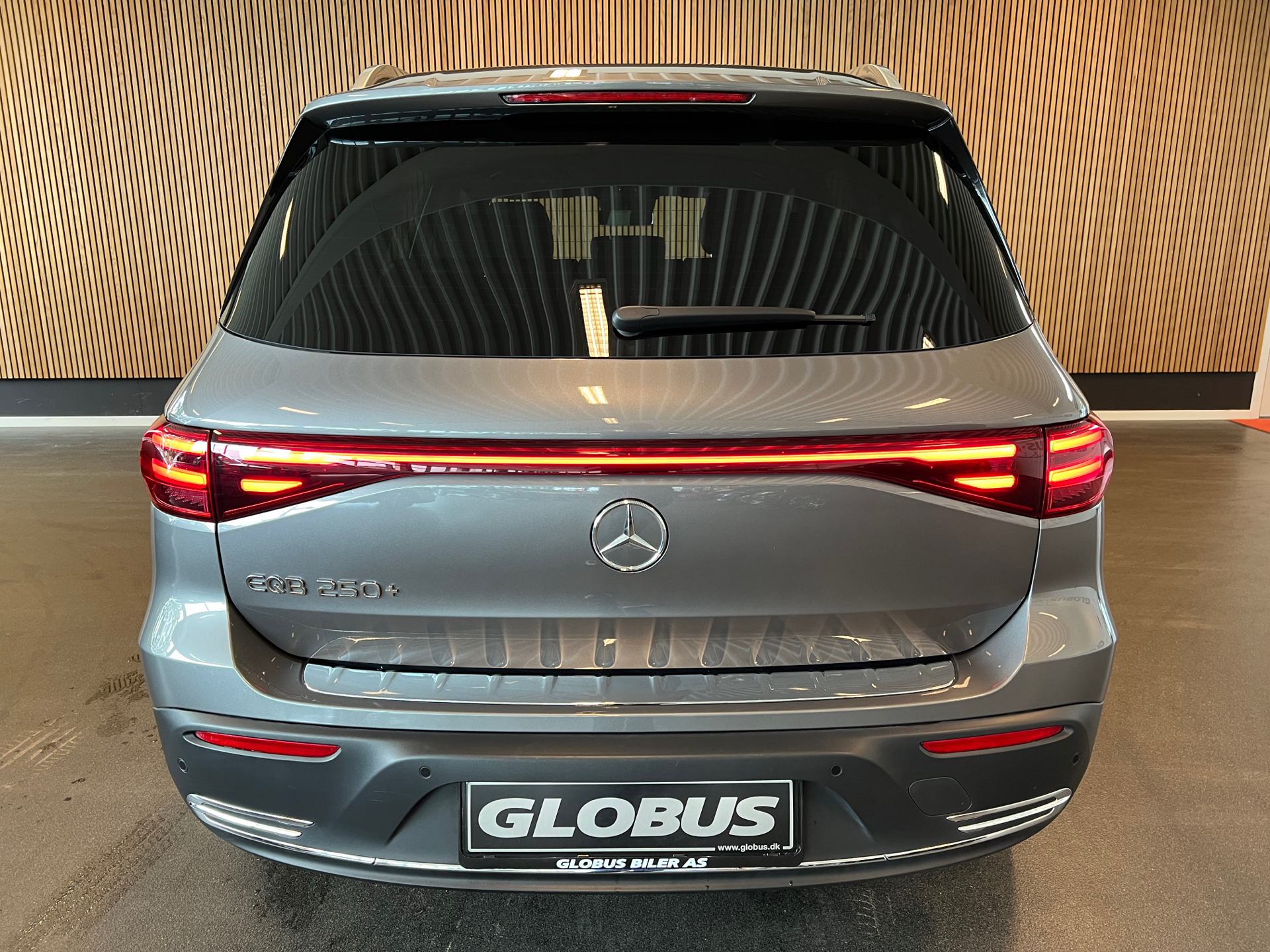 Billede af Mercedes-Benz EQB 250+ EL Progressive 7 pers. 190HK 5d Aut.