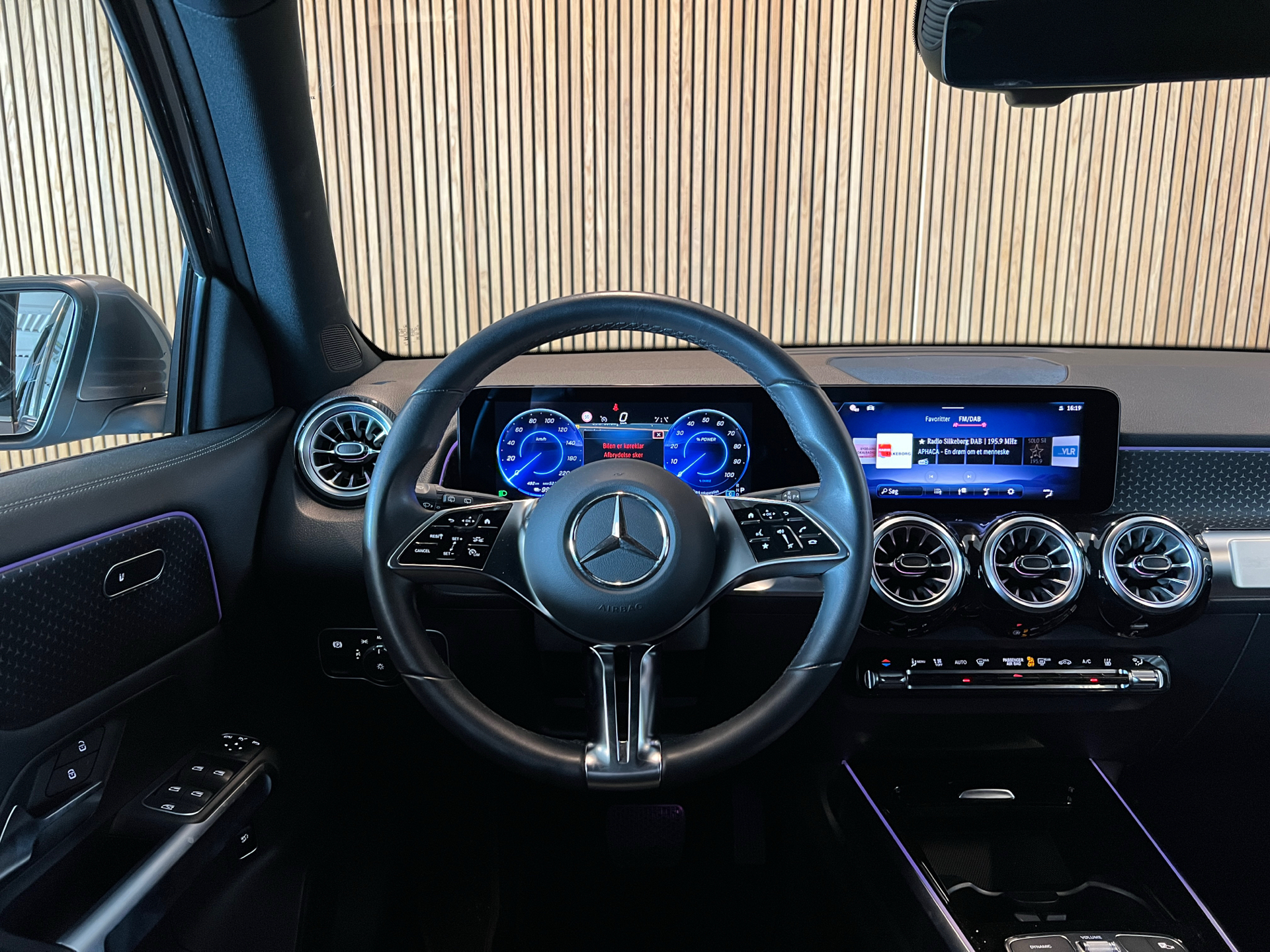 Billede af Mercedes-Benz EQB 250+ EL Progressive 7 pers. 190HK 5d Aut.