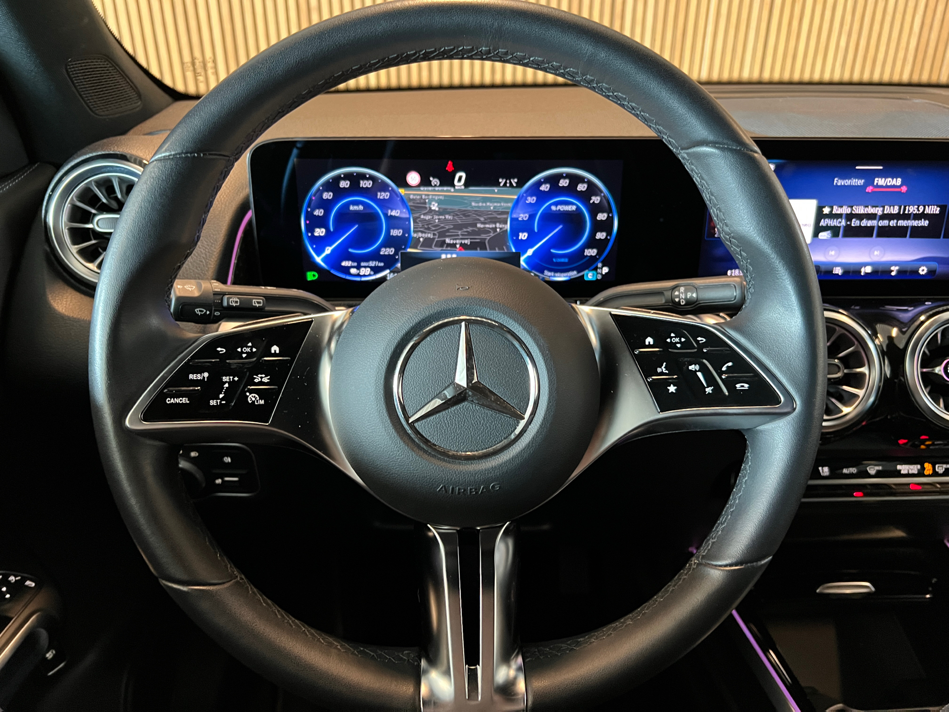 Billede af Mercedes-Benz EQB 250+ EL Progressive 7 pers. 190HK 5d Aut.