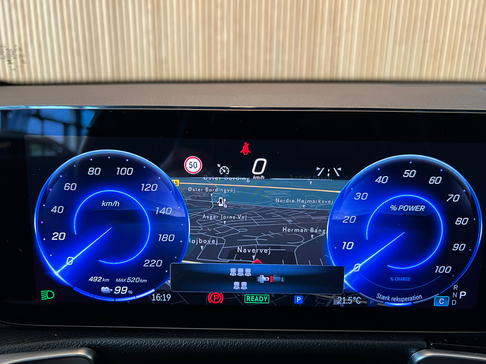 Billede af Mercedes-Benz EQB 250+ EL Progressive 7 pers. 190HK 5d Aut.