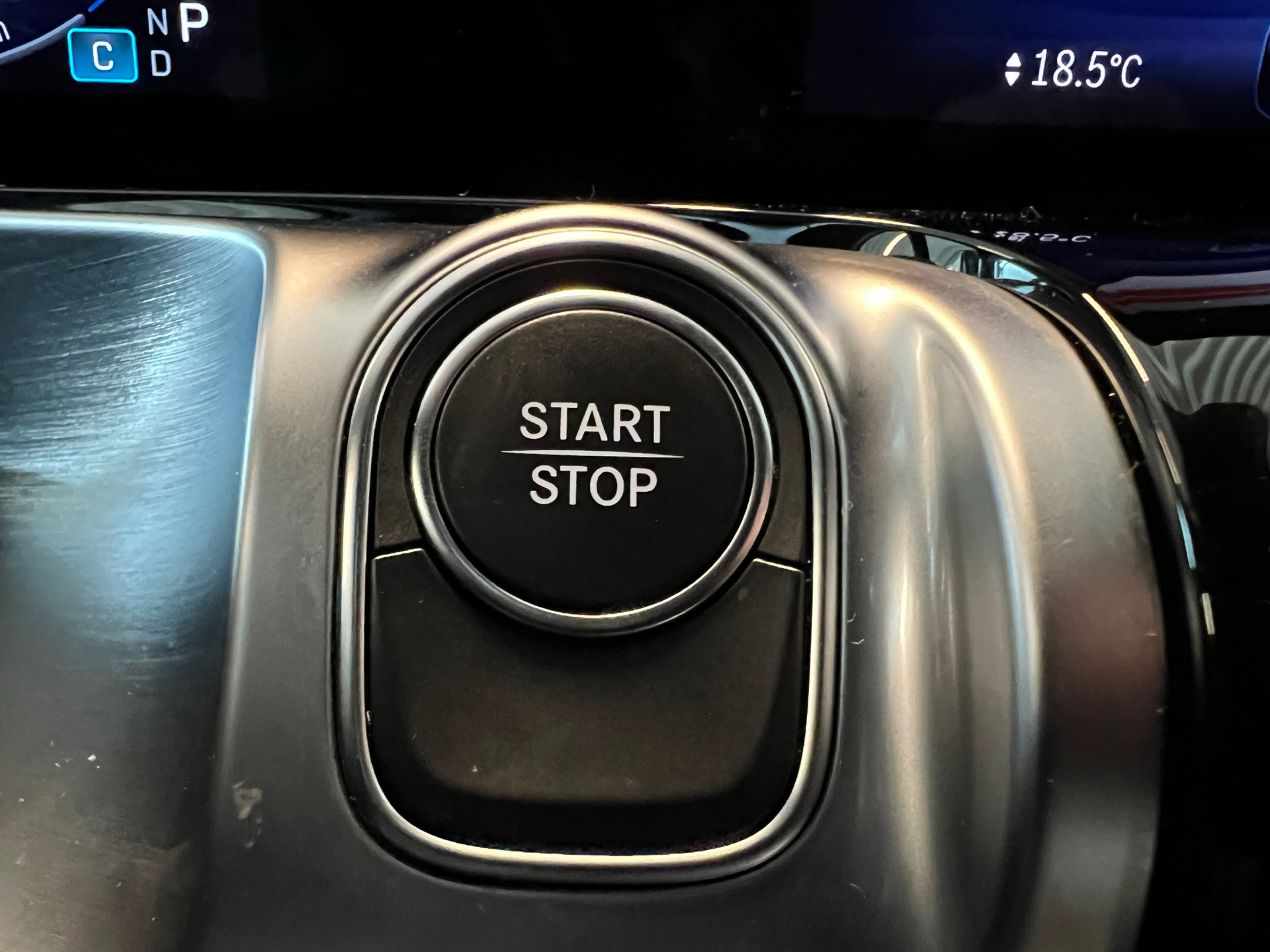 Billede af Mercedes-Benz EQB 250+ EL Progressive 7 pers. 190HK 5d Aut.