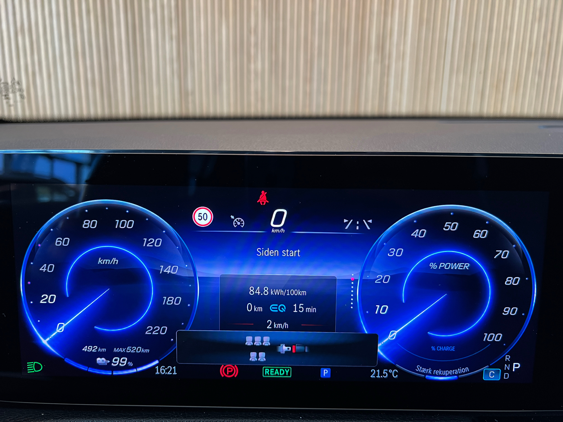 Billede af Mercedes-Benz EQB 250+ EL Progressive 7 pers. 190HK 5d Aut.