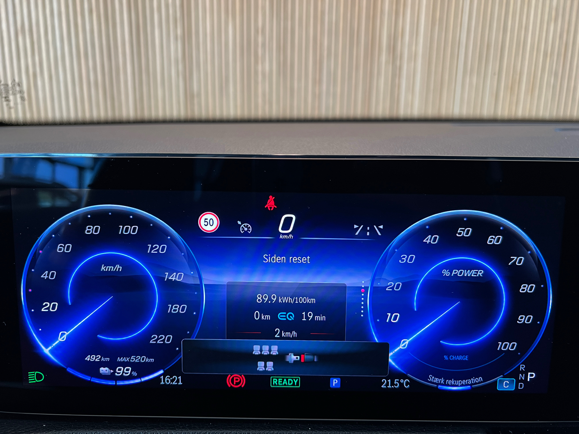 Billede af Mercedes-Benz EQB 250+ EL Progressive 7 pers. 190HK 5d Aut.