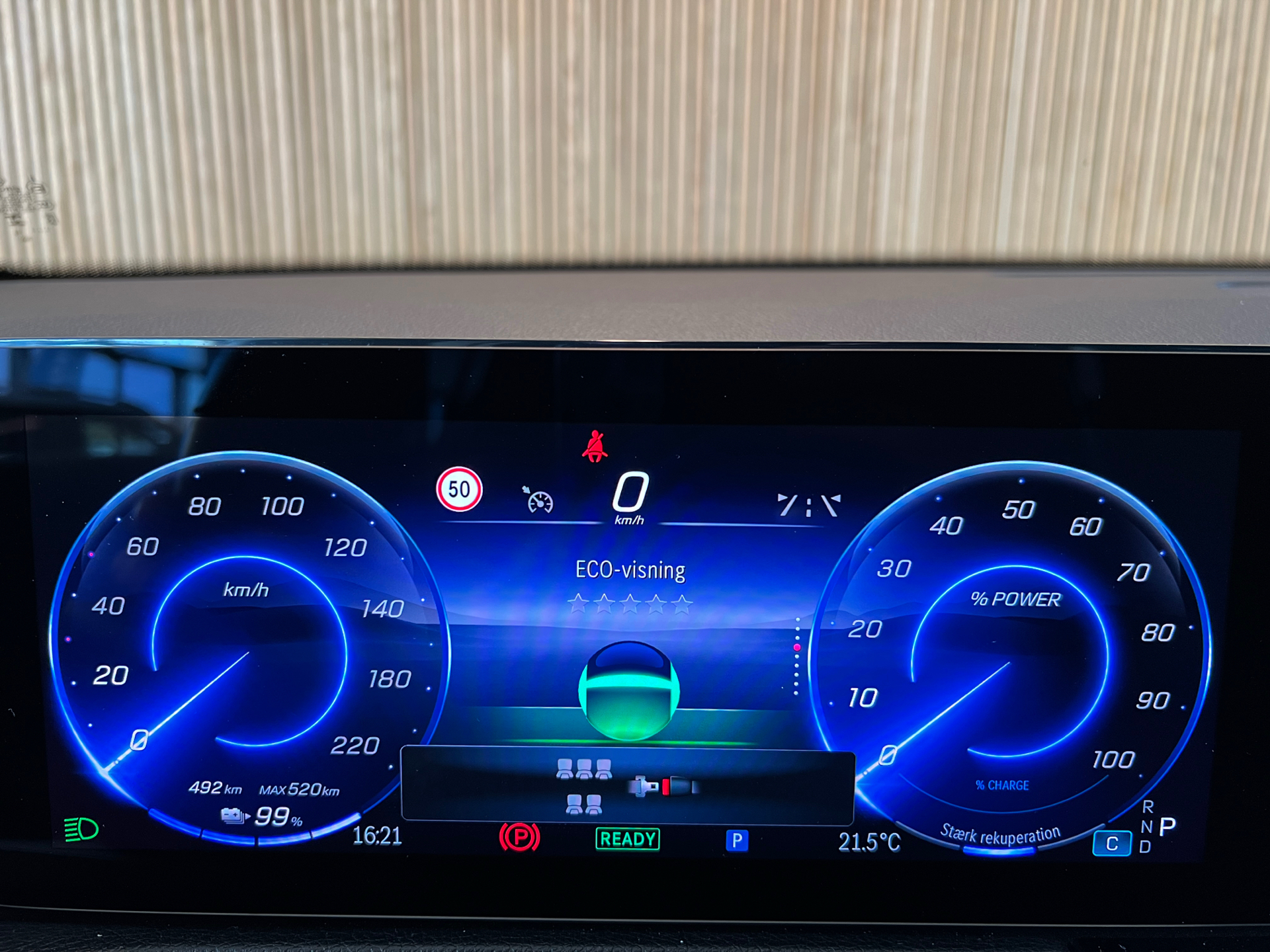 Billede af Mercedes-Benz EQB 250+ EL Progressive 7 pers. 190HK 5d Aut.