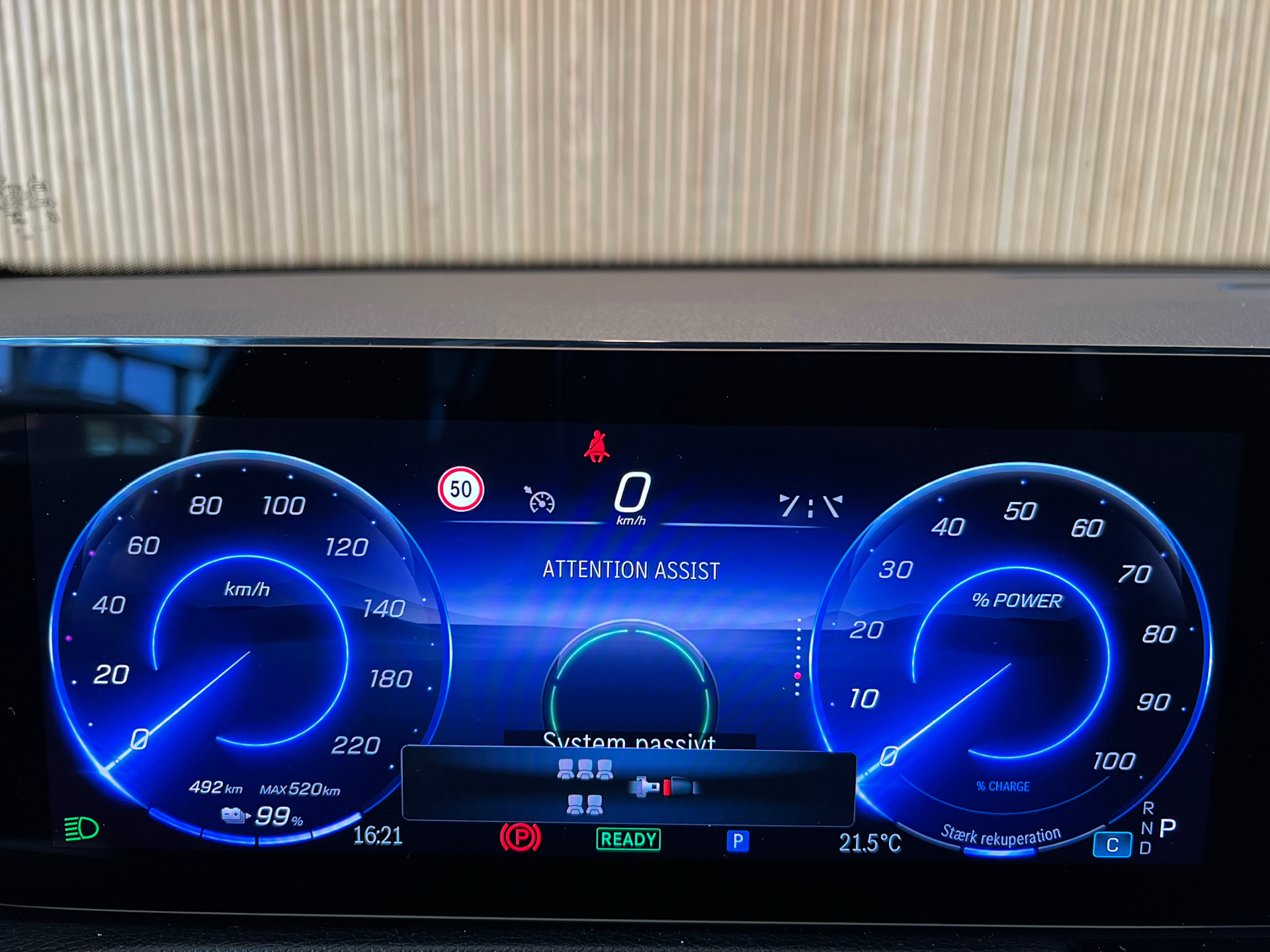 Billede af Mercedes-Benz EQB 250+ EL Progressive 7 pers. 190HK 5d Aut.