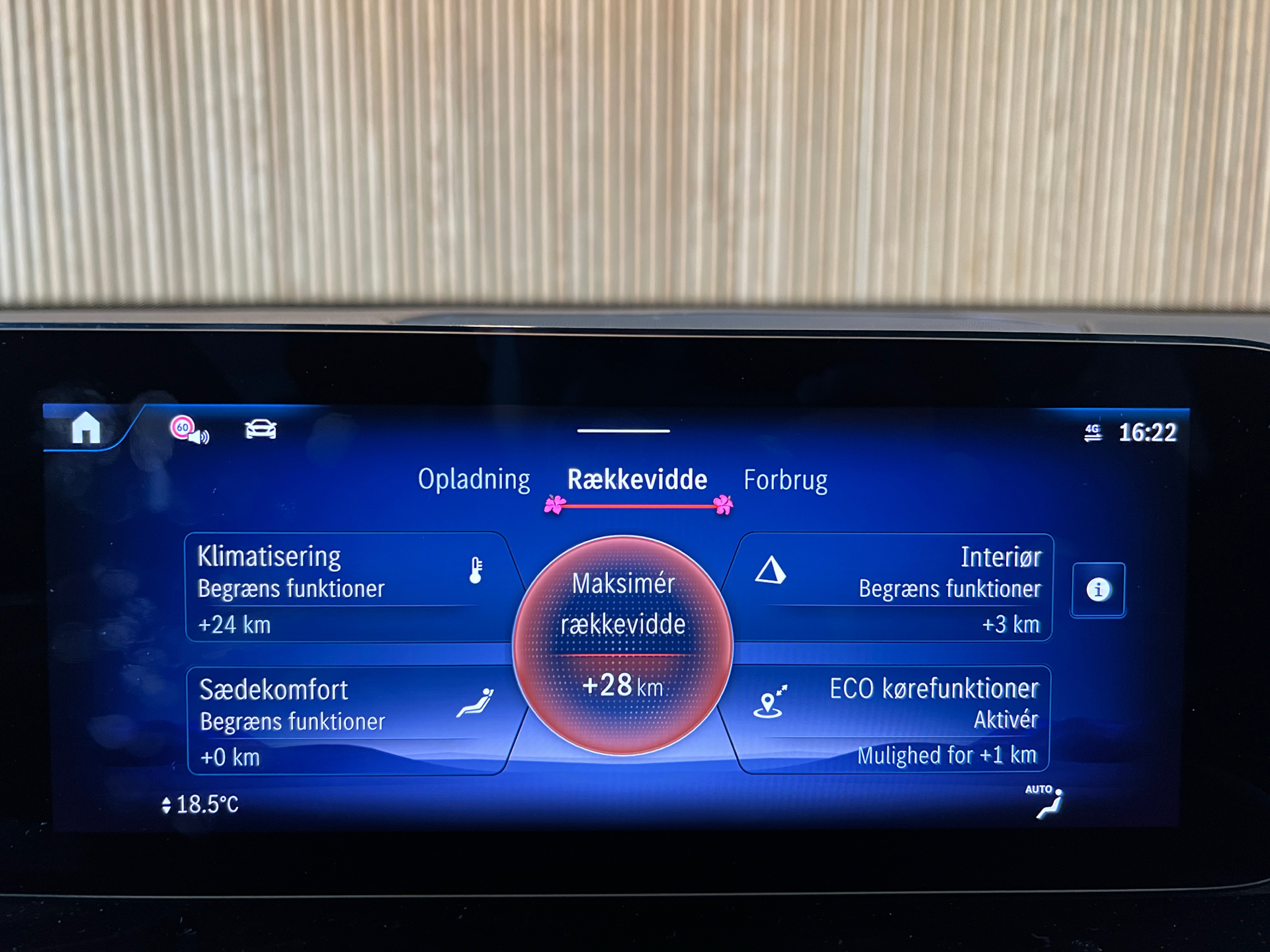 Billede af Mercedes-Benz EQB 250+ EL Progressive 7 pers. 190HK 5d Aut.