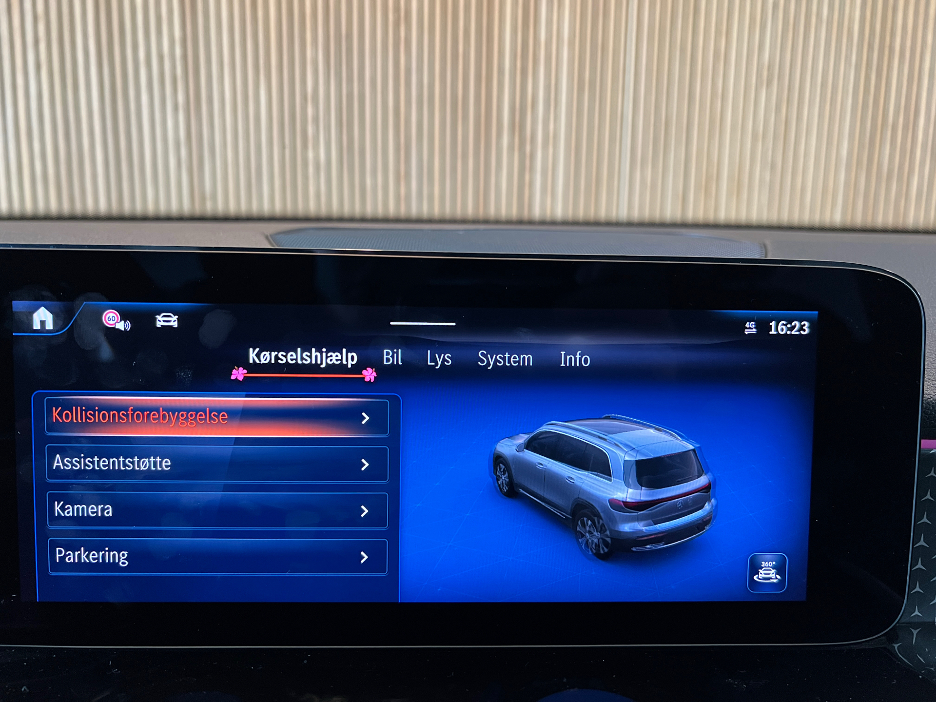 Billede af Mercedes-Benz EQB 250+ EL Progressive 7 pers. 190HK 5d Aut.