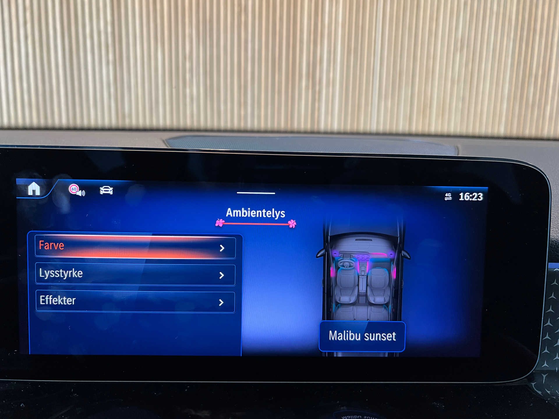 Billede af Mercedes-Benz EQB 250+ EL Progressive 7 pers. 190HK 5d Aut.