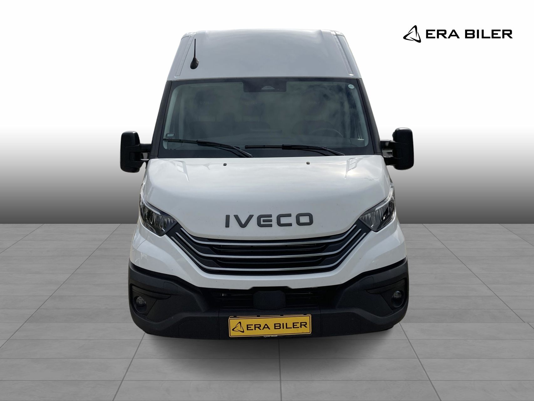 Billede af Iveco Daily 35S18 12m3 3,0 D 180HK Van 8g Aut.