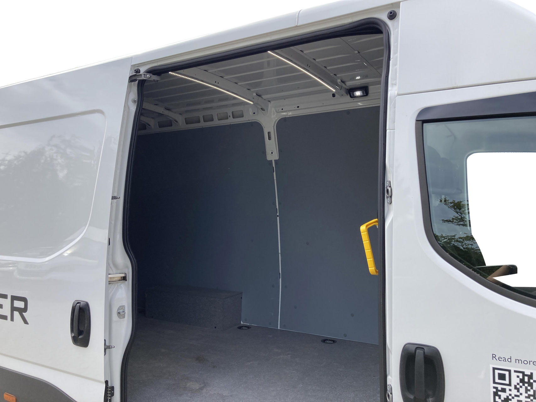 Billede af Iveco Daily 35S18 12m3 3,0 D 180HK Van 8g Aut.