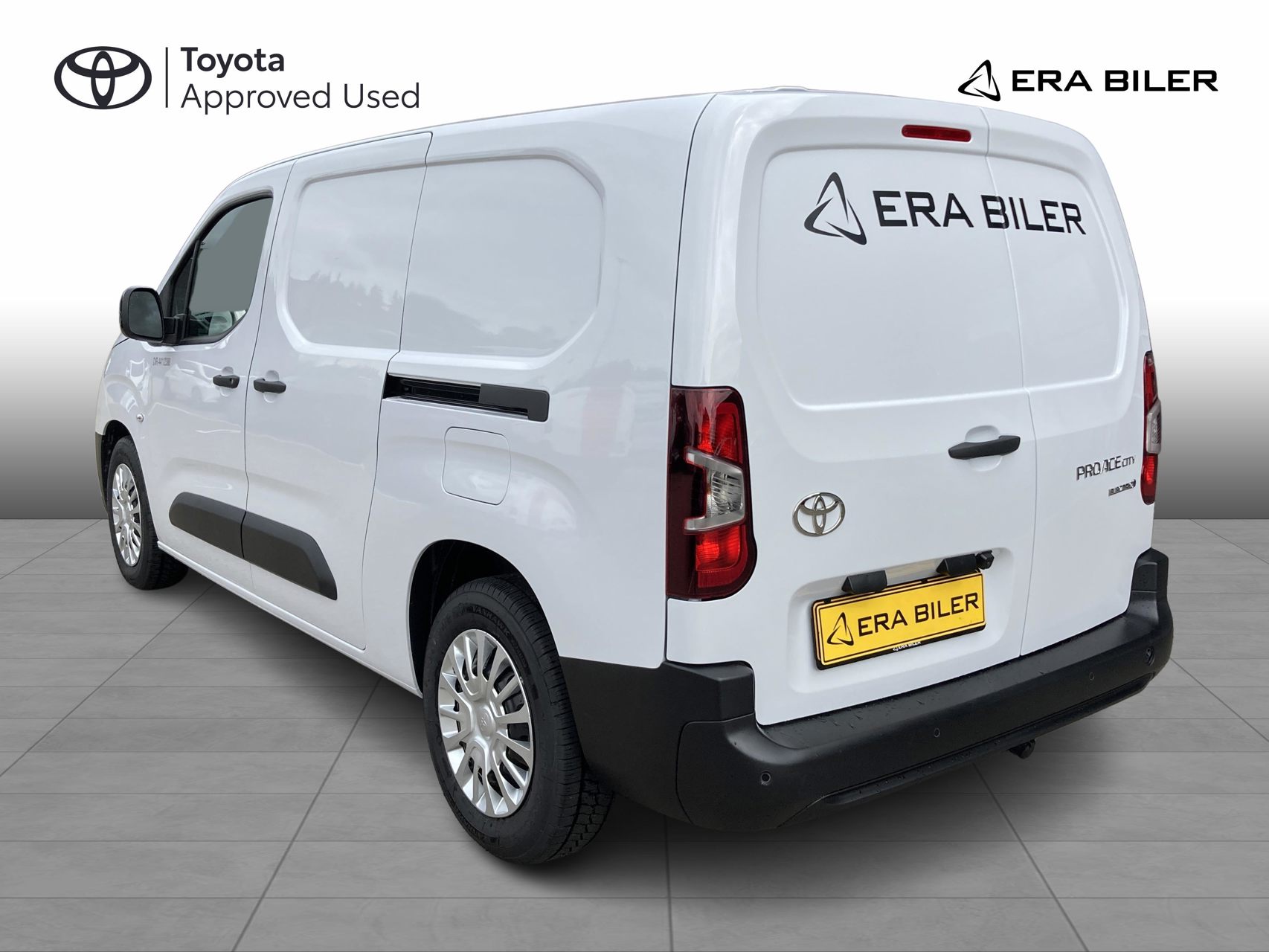 Billede af Toyota Proace City Electric Long EL Comfort Master To Skydedøre 136HK Van Aut.