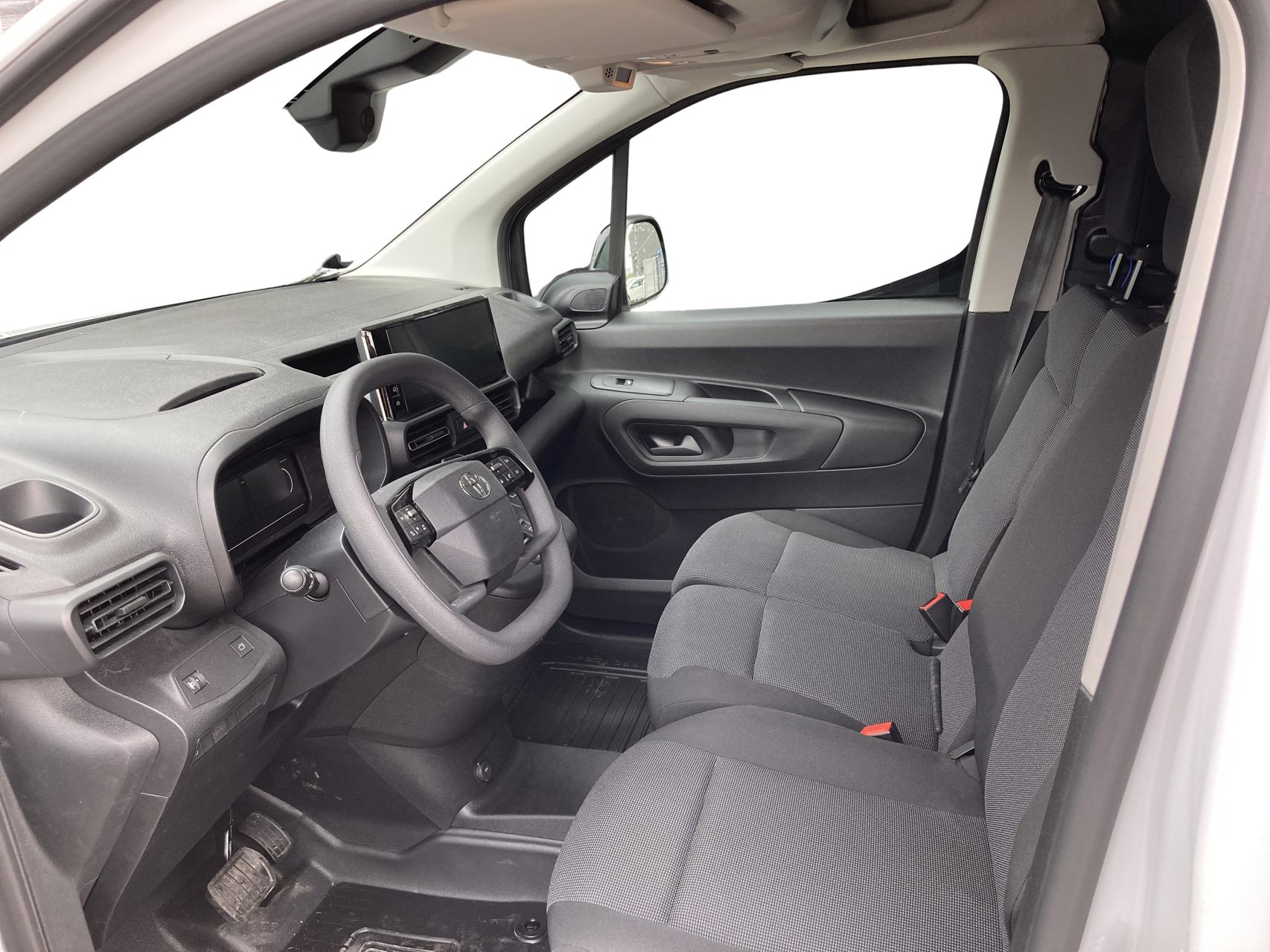 Billede af Toyota Proace City Electric Long EL Comfort Master To Skydedøre 136HK Van Aut.