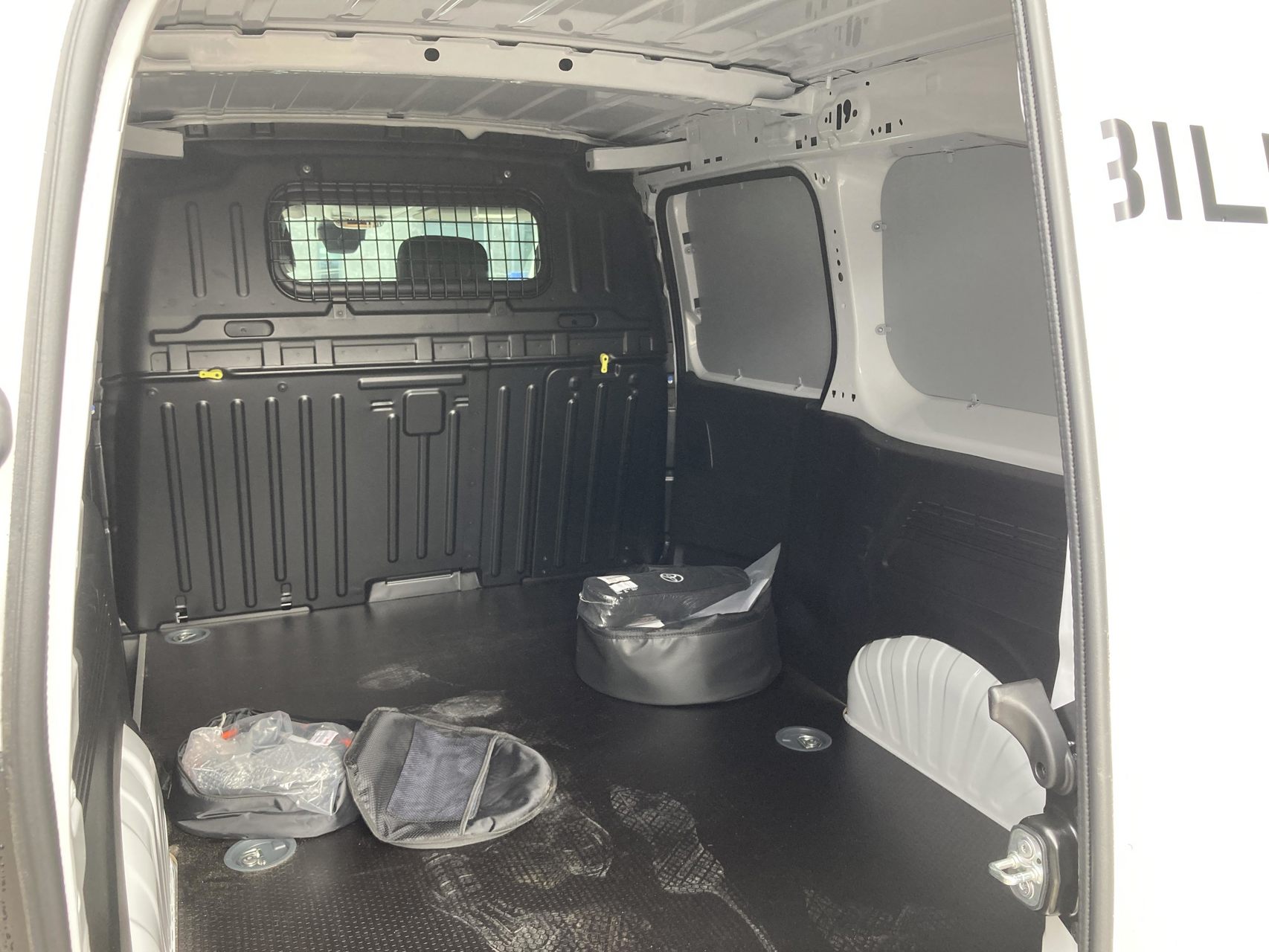 Billede af Toyota Proace City Electric Long EL Comfort Master To Skydedøre 136HK Van Aut.