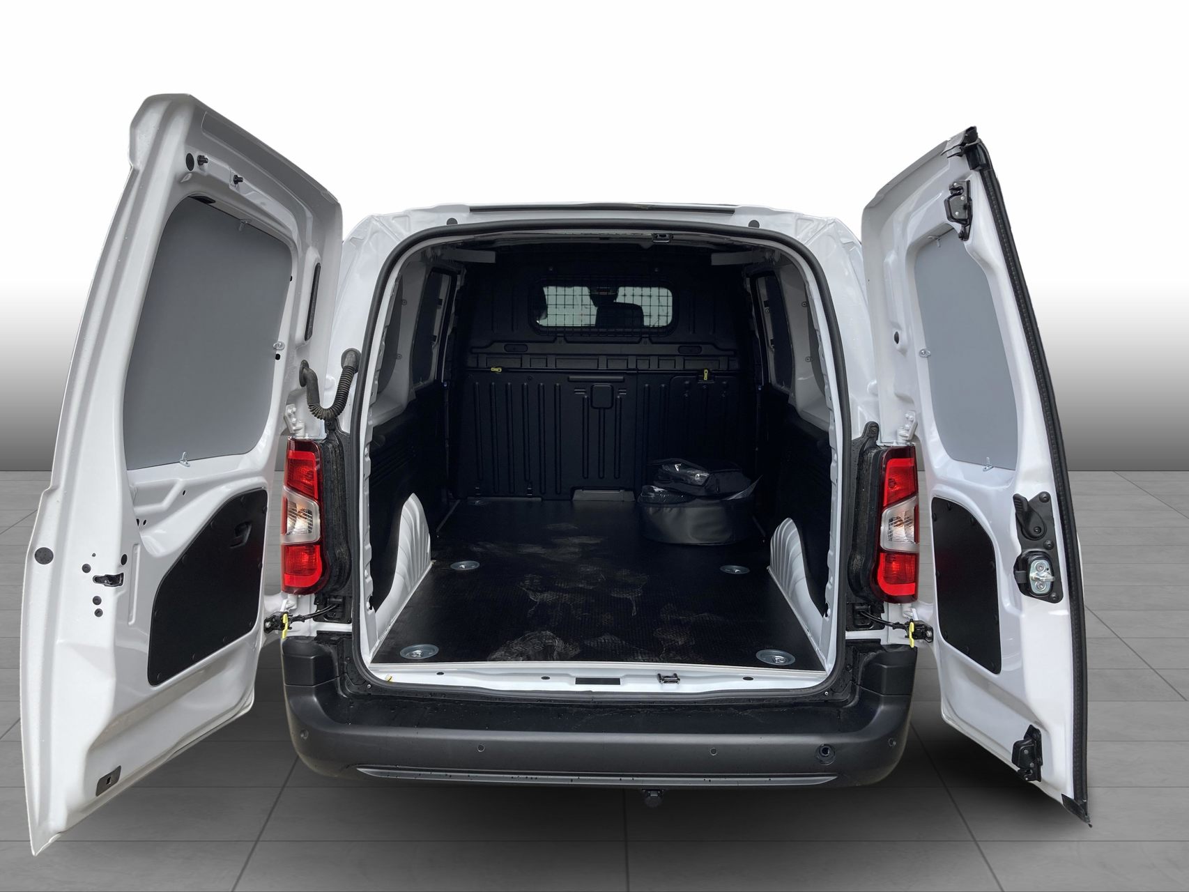 Billede af Toyota Proace City Electric Long EL Comfort Master To Skydedøre 136HK Van Aut.