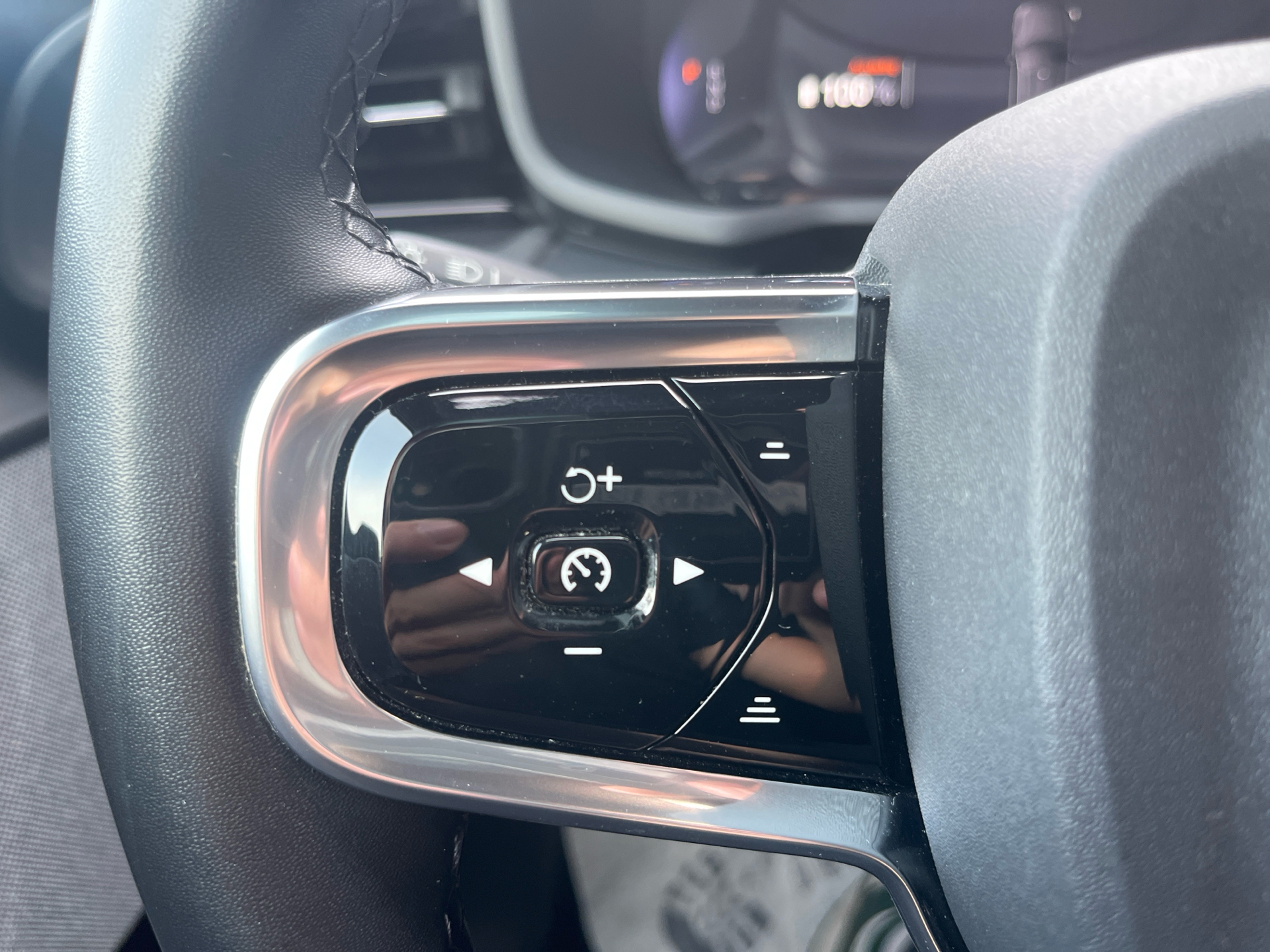 Billede af Polestar 2 EL Intro Dual motor AWD 408HK 5d Aut.