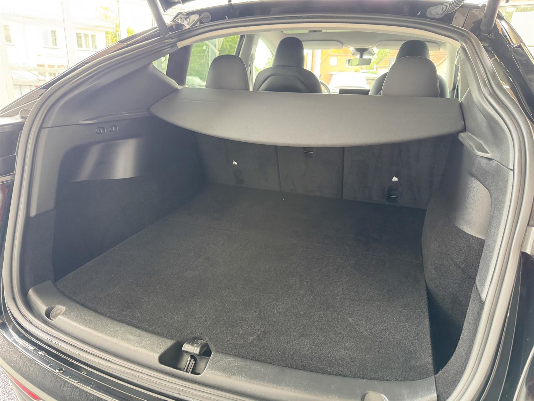 Billede af Tesla Model Y EL Standard Range RWD 204HK 5d Aut.