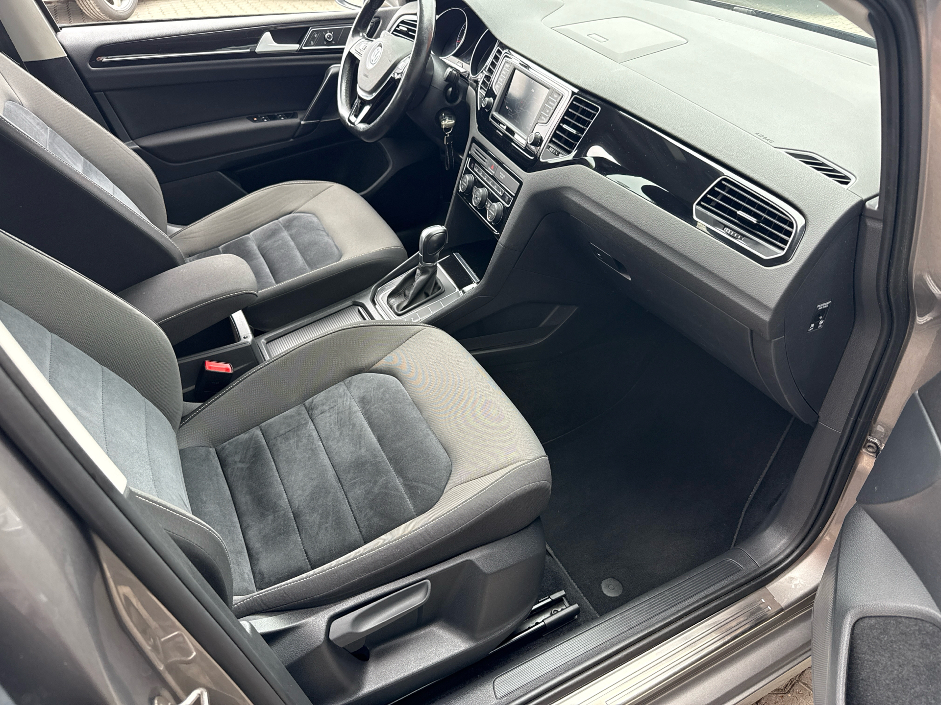 Billede af VW Golf Sportsvan 1,4 TSI BMT Highline DSG 150HK Van 7g Aut.