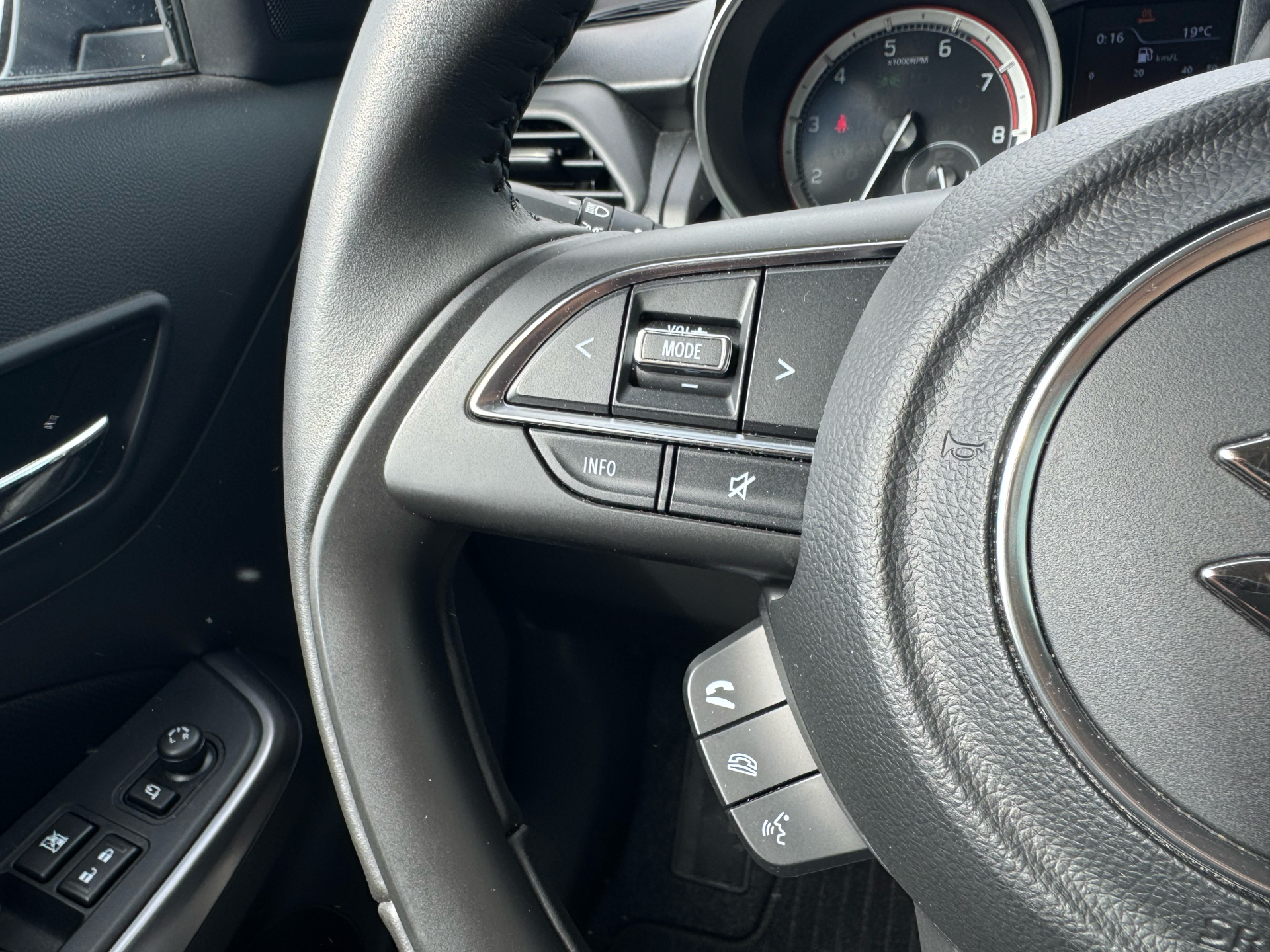 Billede af Suzuki Swift 1,2 Dualjet  Mild hybrid Exclusive AEB 83HK 5d