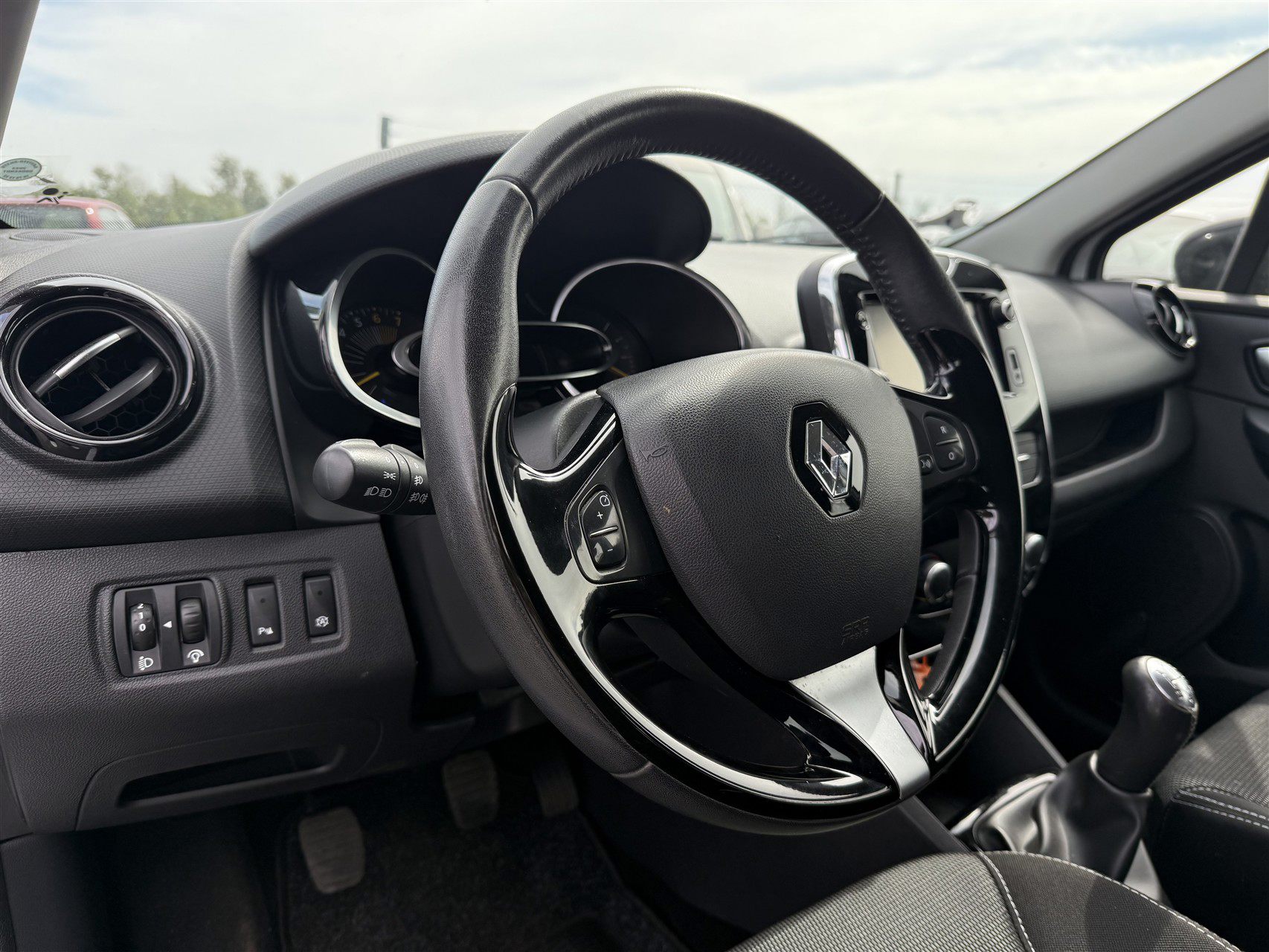 Billede af Renault Clio Sport Tourer 0,9 Energy TCe Expression 90HK Stc