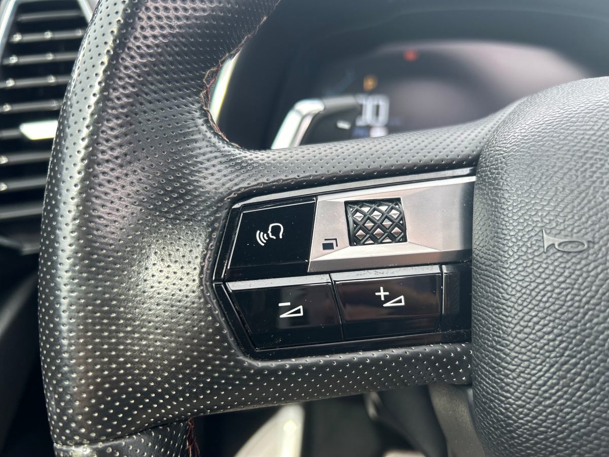 Billede af DS DS7 Crossback 1,6 PureTech Prestige EAT8 180HK 5d 8g Aut.