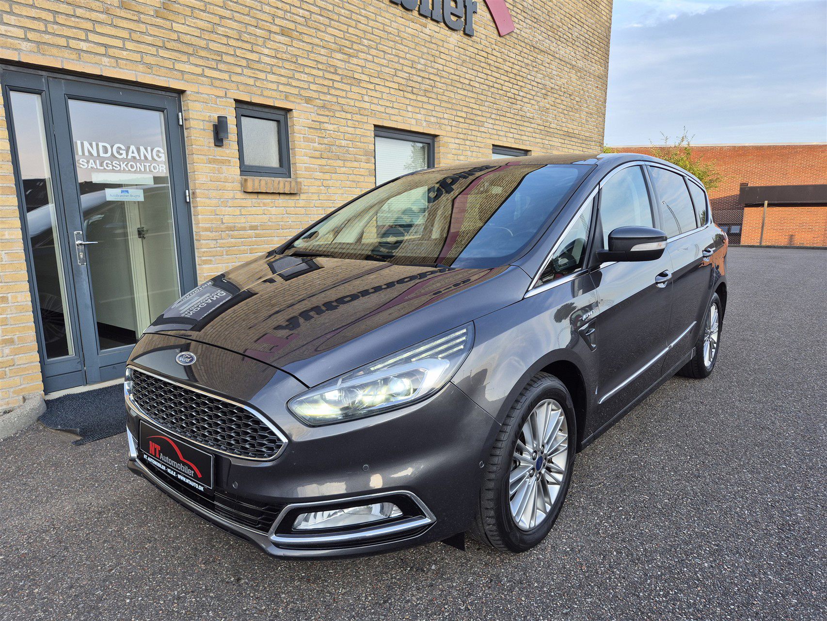 Billede af Ford S-Max 7 Sæder 2,0 TDCi Vignale Powershift 180HK 6g Aut.