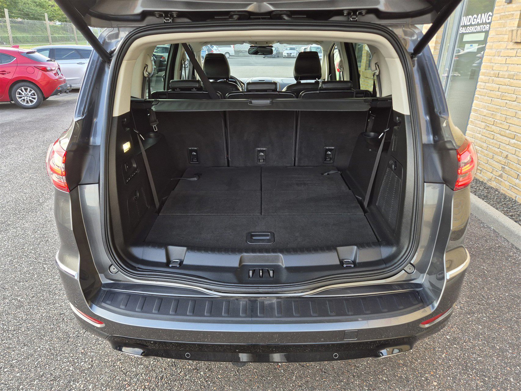 Billede af Ford S-Max 7 Sæder 2,0 TDCi Vignale Powershift 180HK 6g Aut.
