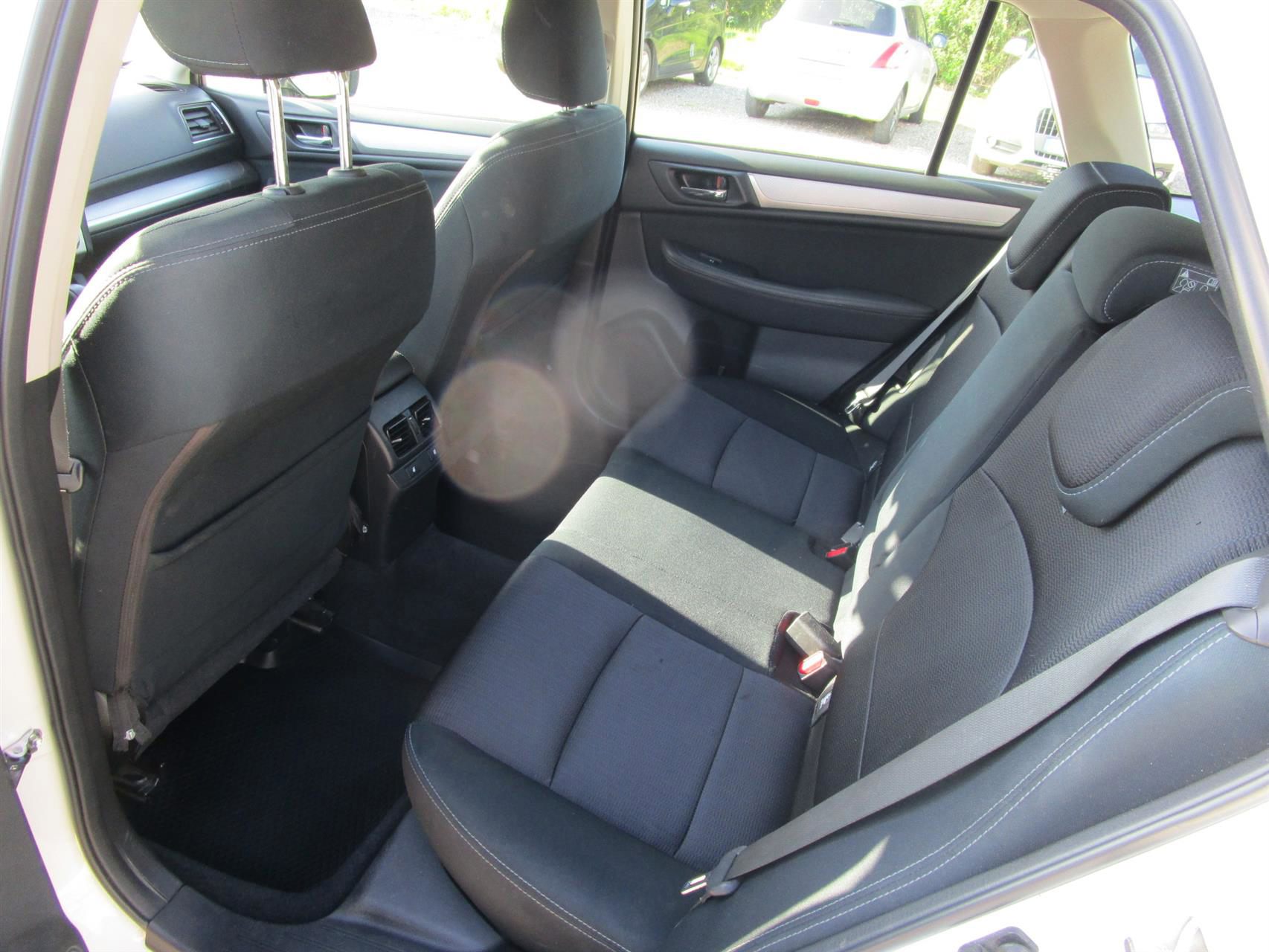 Billede af Subaru Outback 2,5 i Base AWD CVT 175HK Stc 6g Aut.