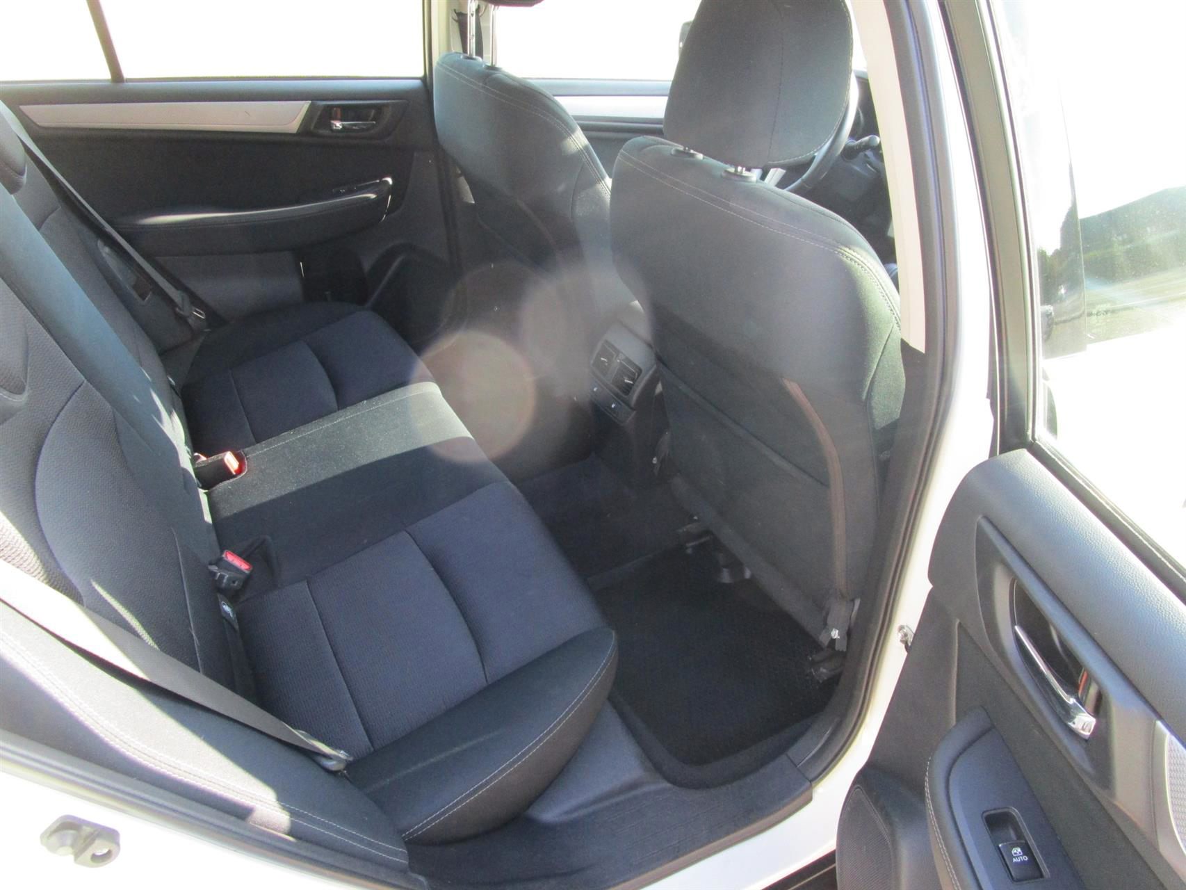 Billede af Subaru Outback 2,5 i Base AWD CVT 175HK Stc 6g Aut.
