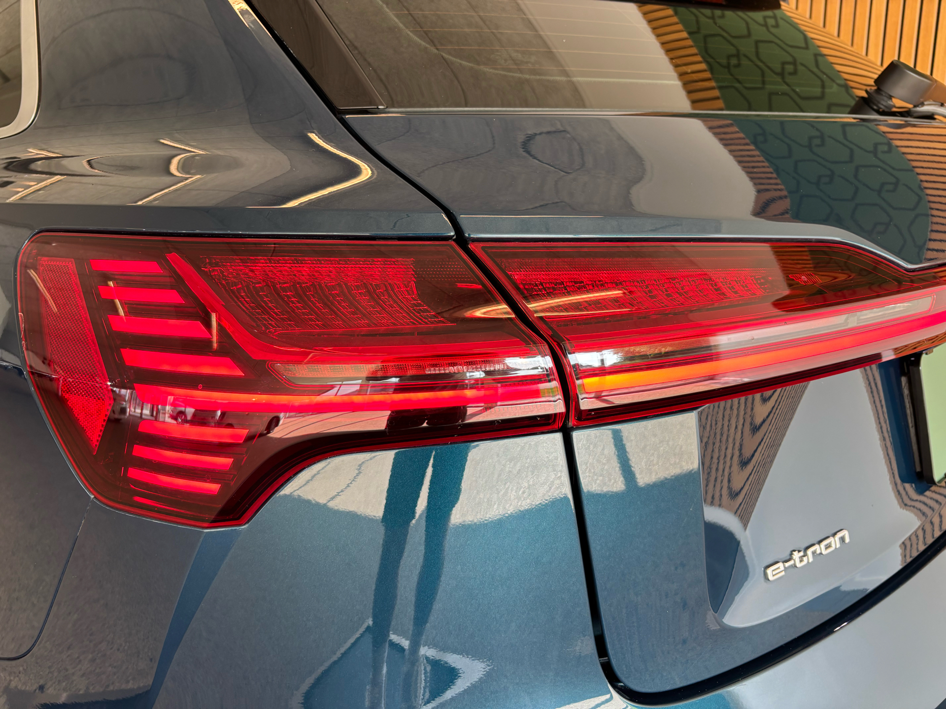Billede af Audi E-tron 55 Quattro 408HK 5d Aut.