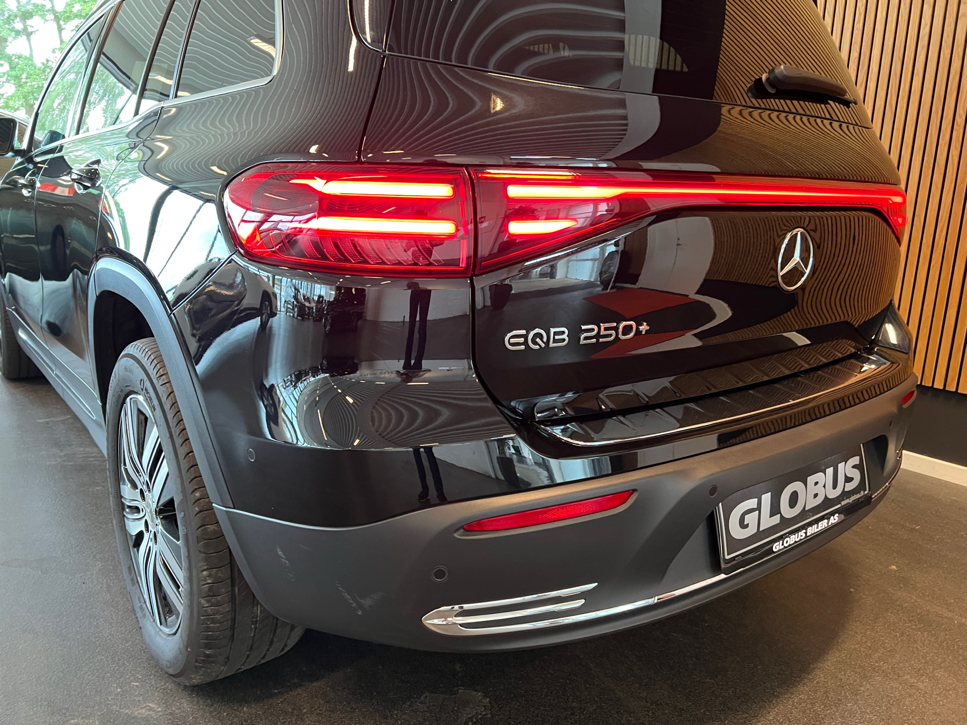 Billede af Mercedes-Benz EQB 250+ EL Progressive 7 pers. 190HK 5d Aut.