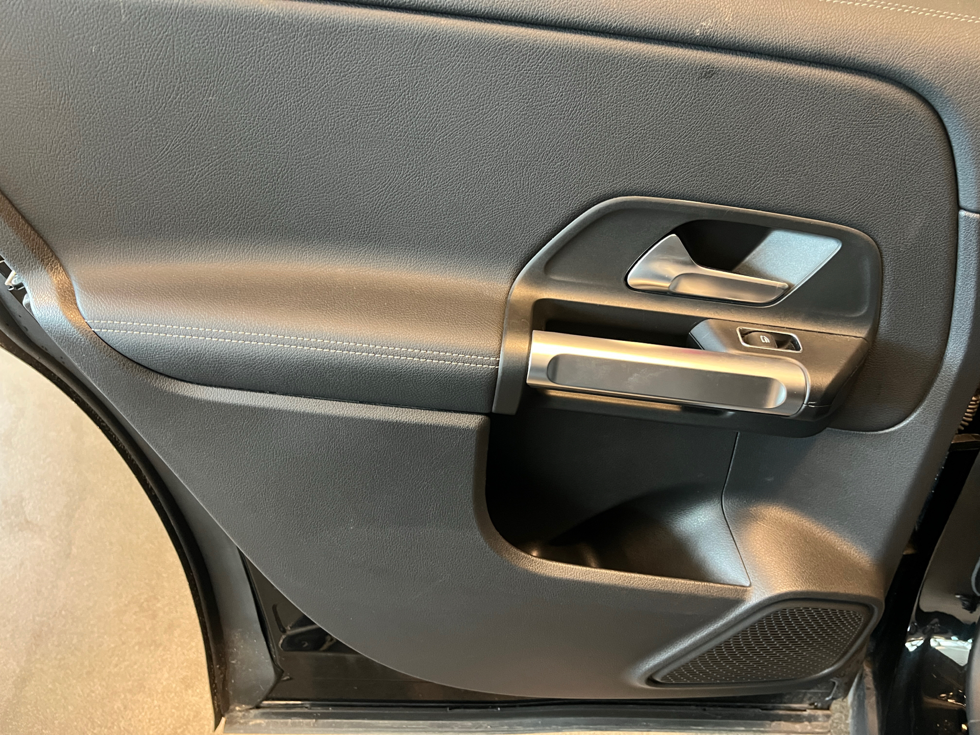 Billede af Mercedes-Benz EQB 250+ EL Progressive 7 pers. 190HK 5d Aut.