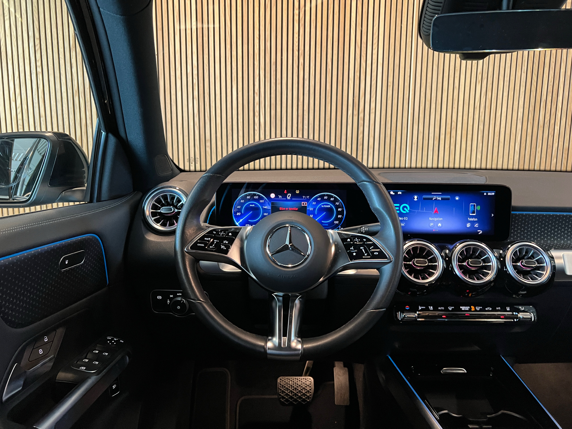 Billede af Mercedes-Benz EQB 250+ EL Progressive 7 pers. 190HK 5d Aut.