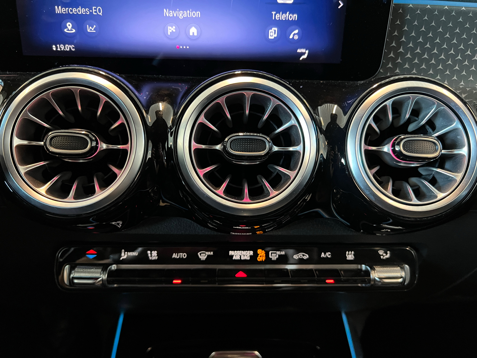 Billede af Mercedes-Benz EQB 250+ EL Progressive 7 pers. 190HK 5d Aut.