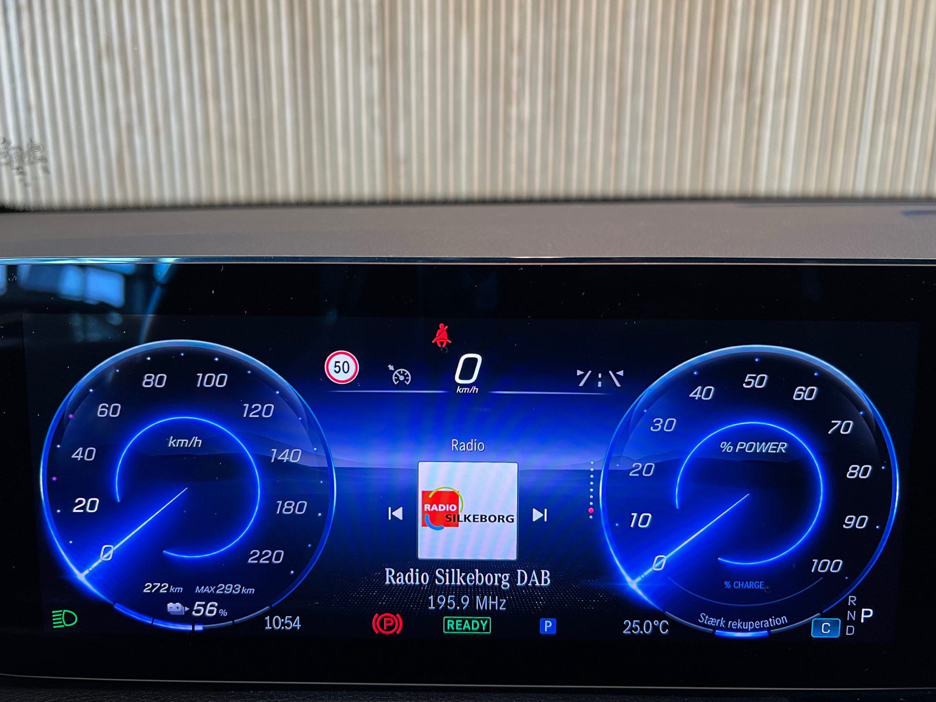 Billede af Mercedes-Benz EQB 250+ EL Progressive 7 pers. 190HK 5d Aut.