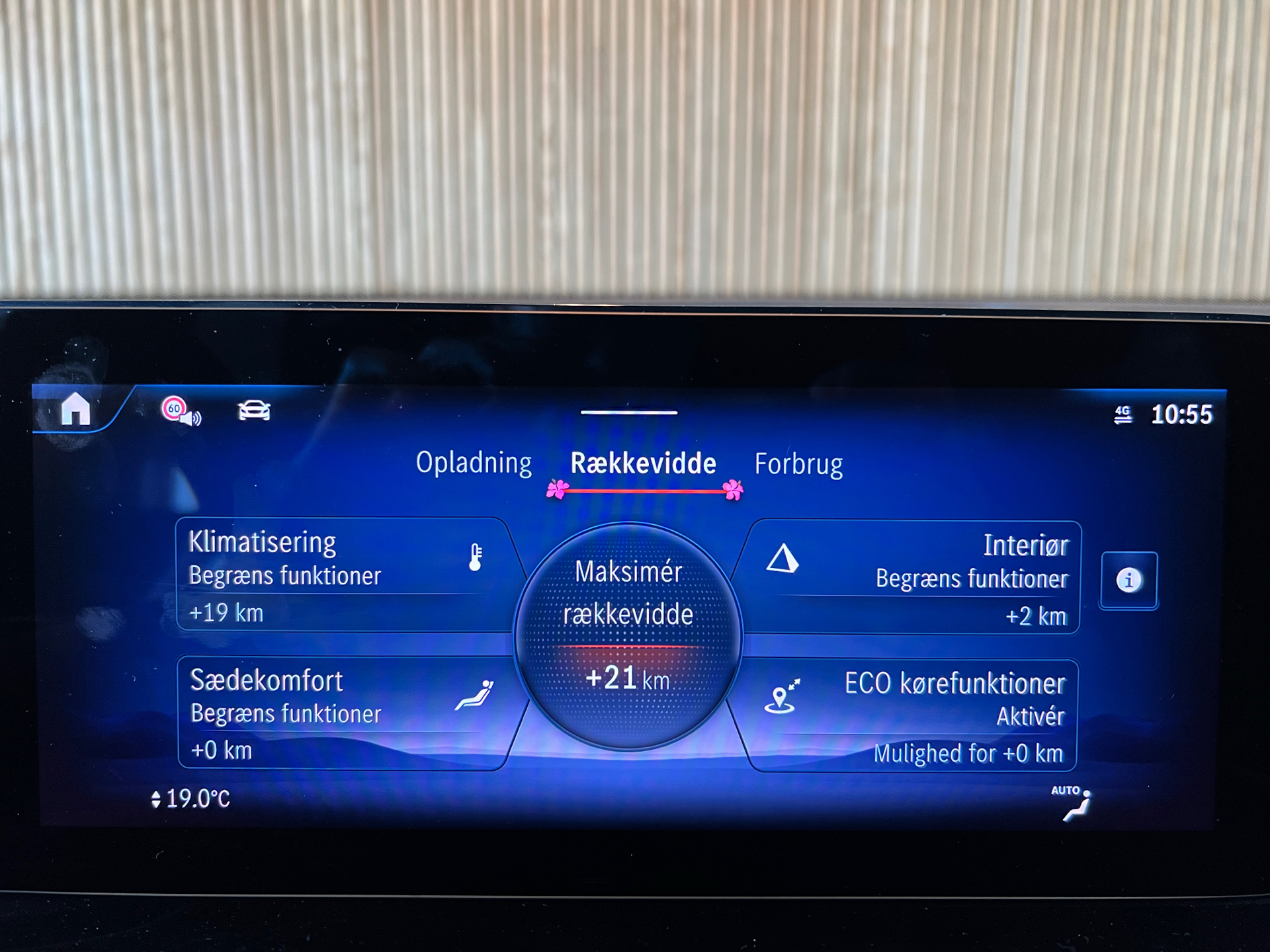 Billede af Mercedes-Benz EQB 250+ EL Progressive 7 pers. 190HK 5d Aut.