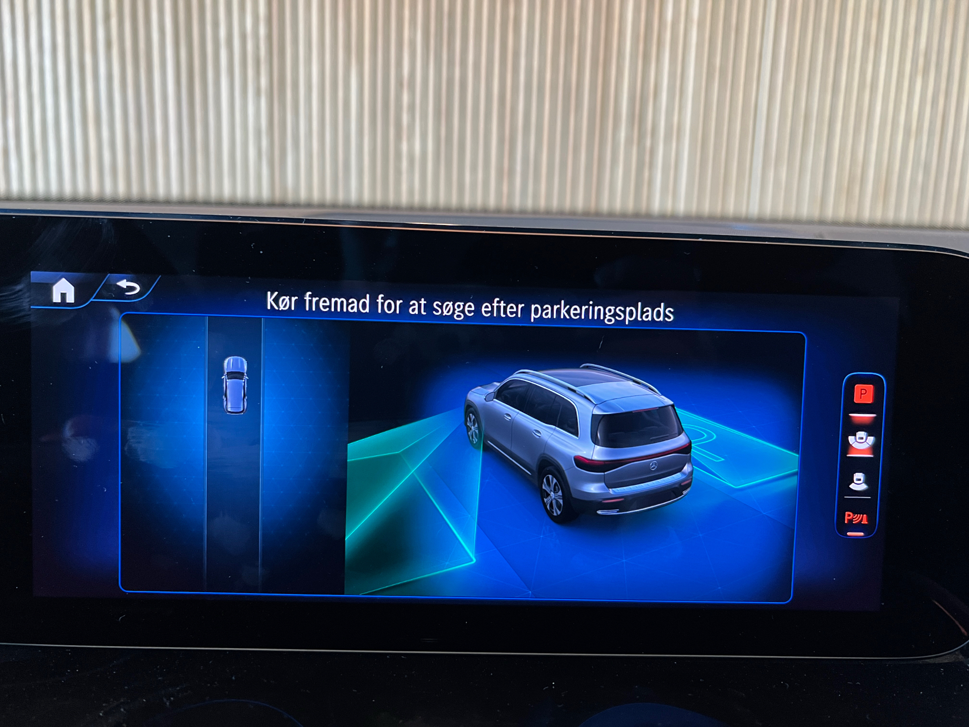 Billede af Mercedes-Benz EQB 250+ EL Progressive 7 pers. 190HK 5d Aut.
