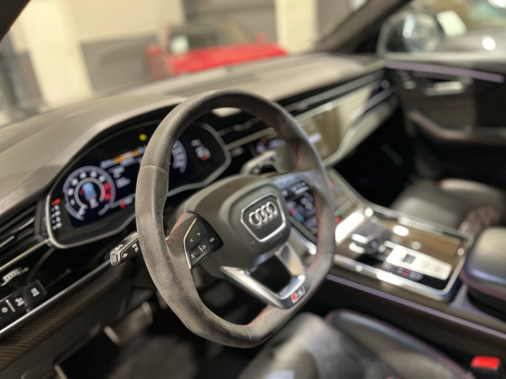 Billede af Audi RS Q8 4,0 TFSI  Mild hybrid Quattro Tiptr. 600HK 5d 8g Aut.