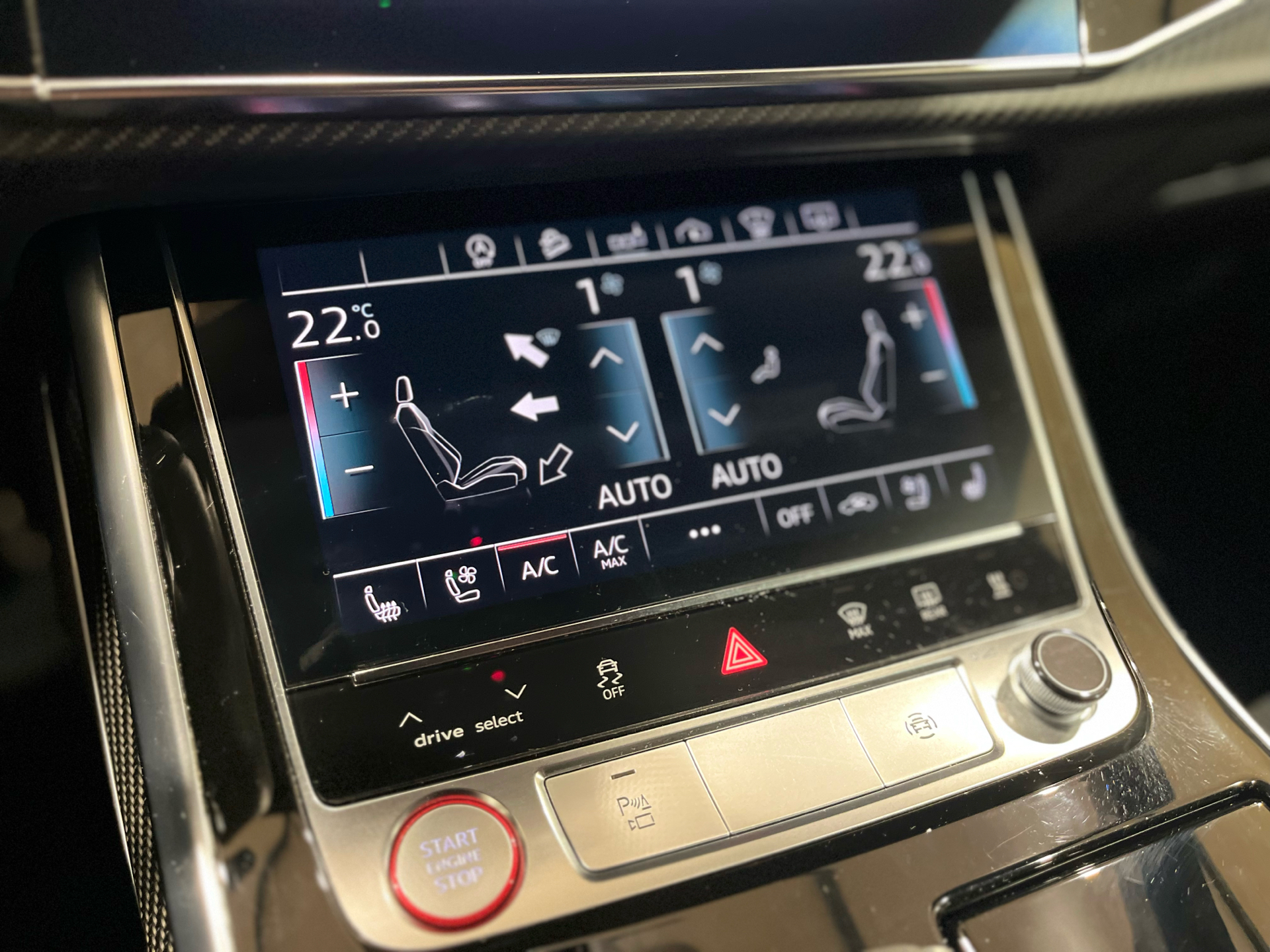 Billede af Audi RS Q8 4,0 TFSI  Mild hybrid Quattro Tiptr. 600HK 5d 8g Aut.